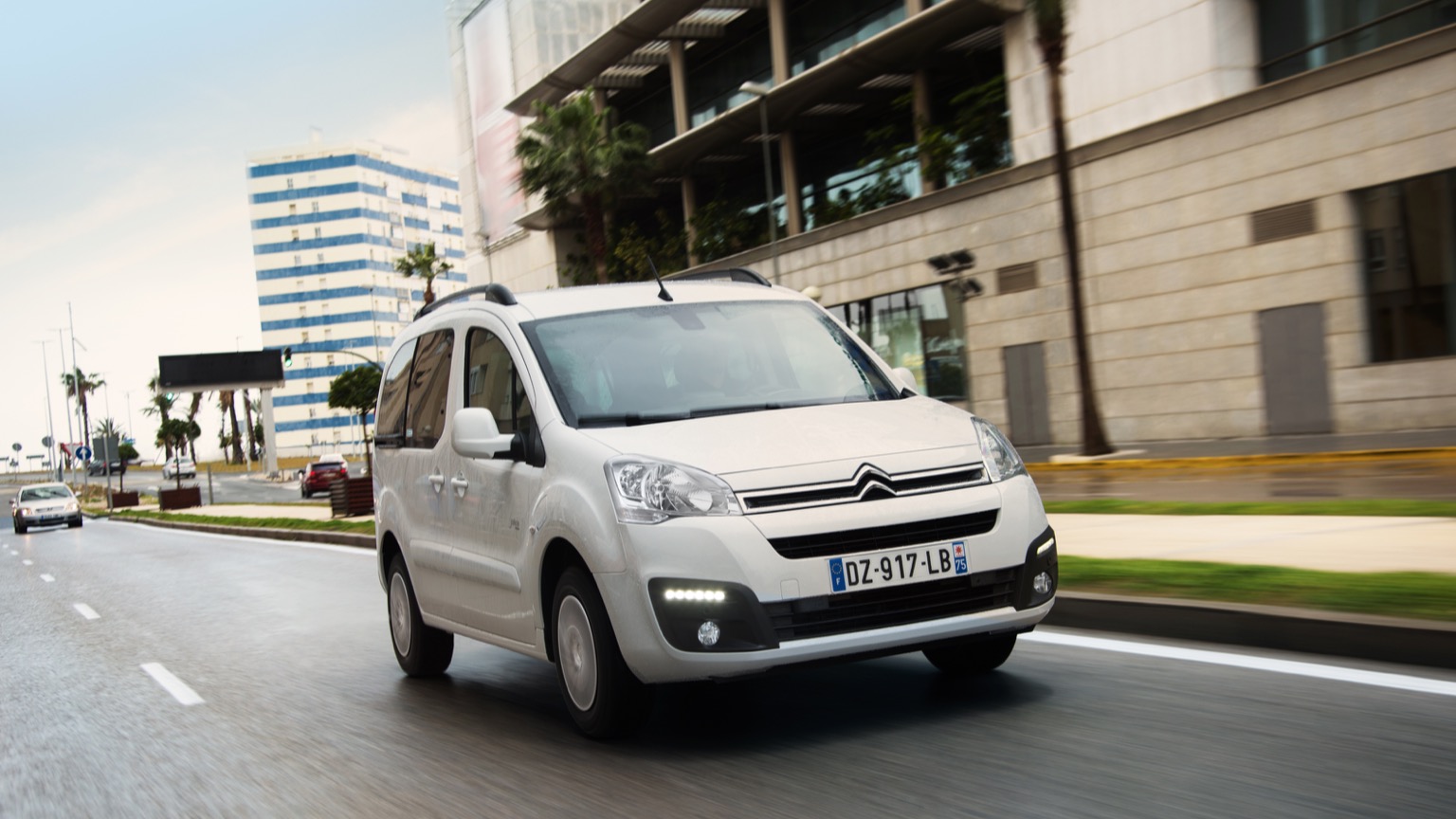 Citroen_E-Berlingo_Multispace-1