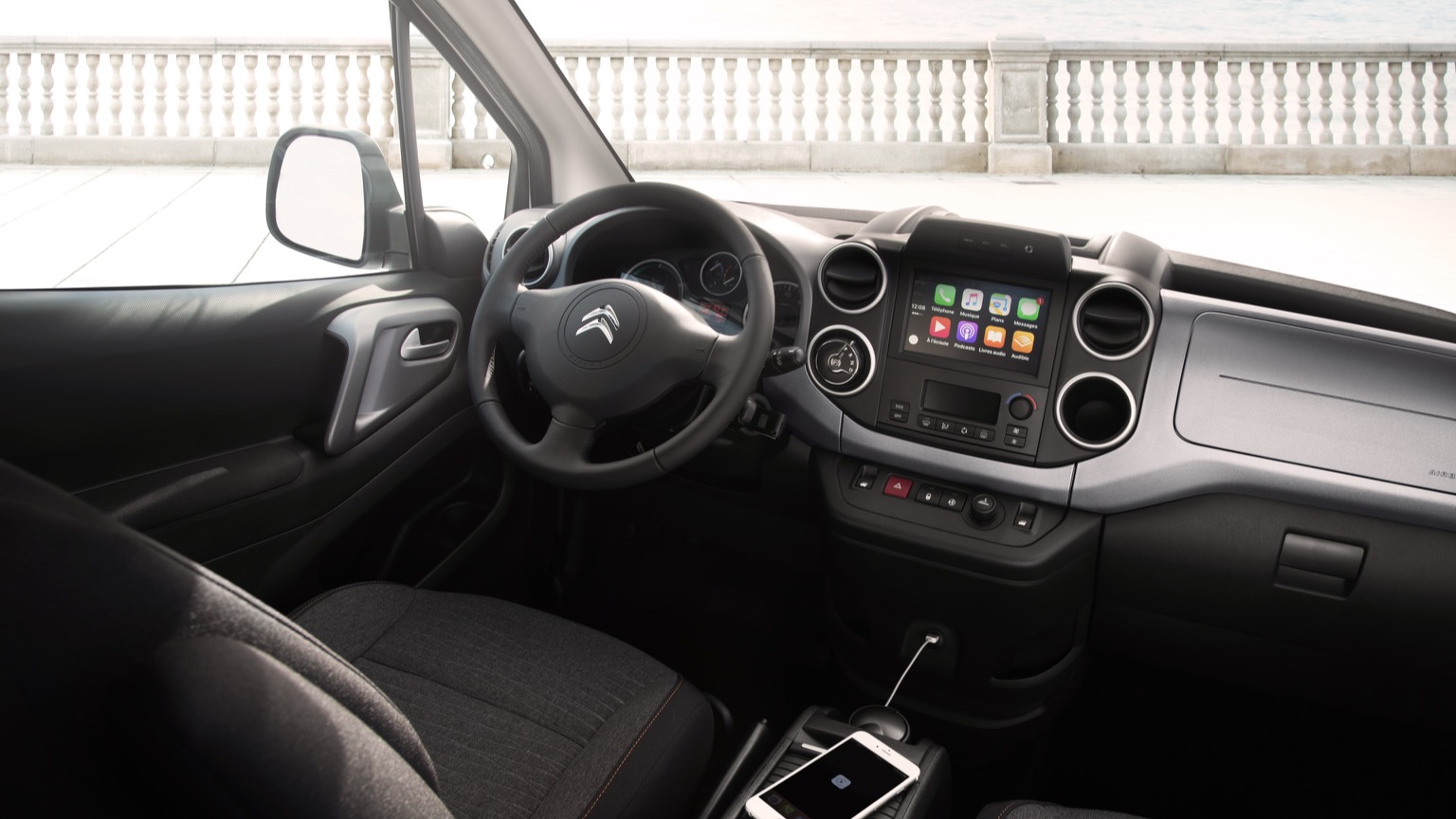 Citroen_E-Berlingo_Multispace-13