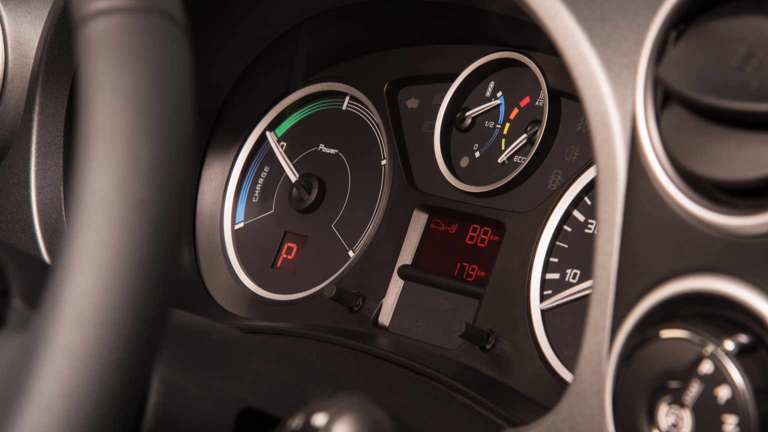 Citroen_E-Berlingo_Multispace-14
