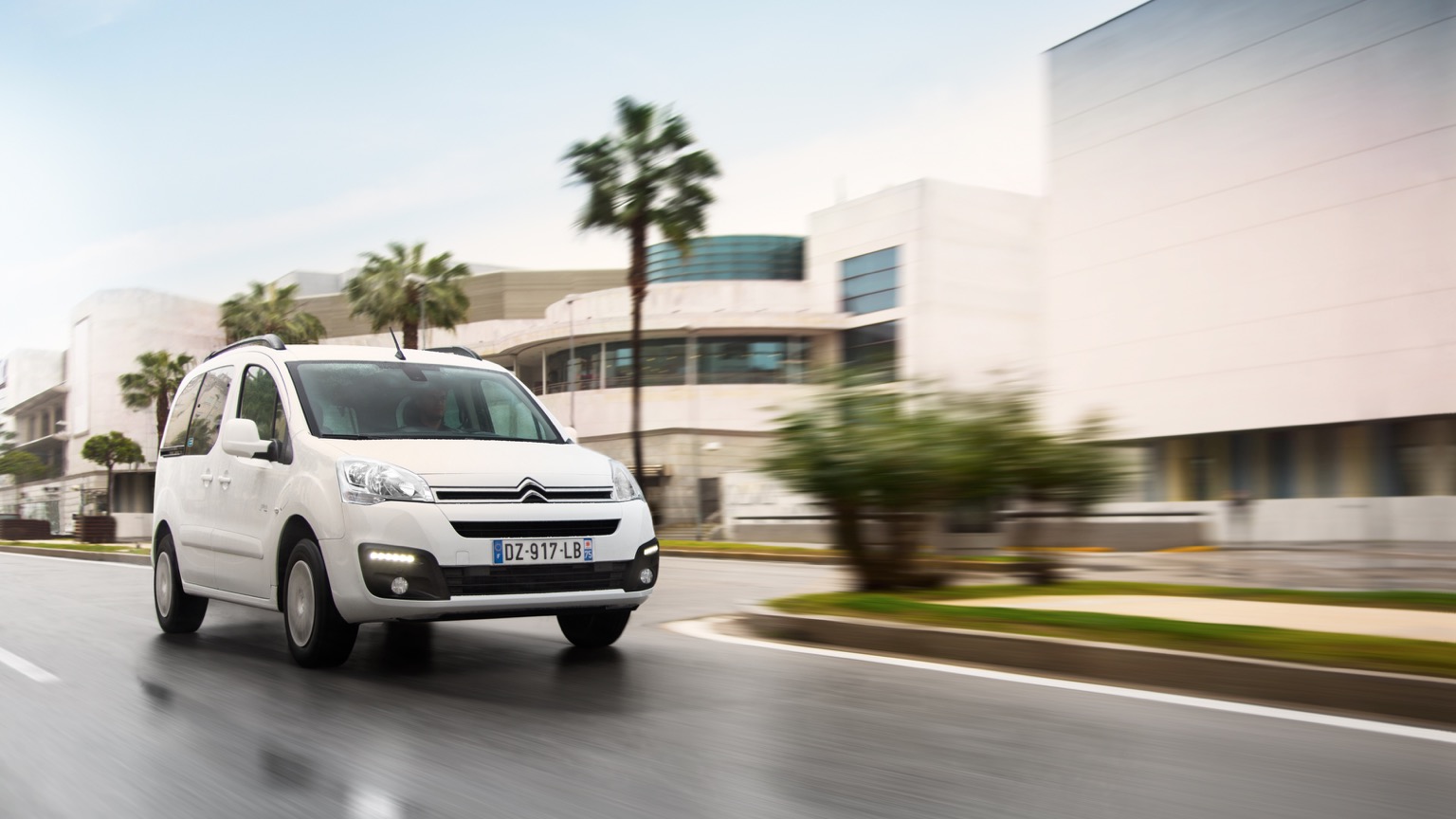 Citroen_E-Berlingo_Multispace-7