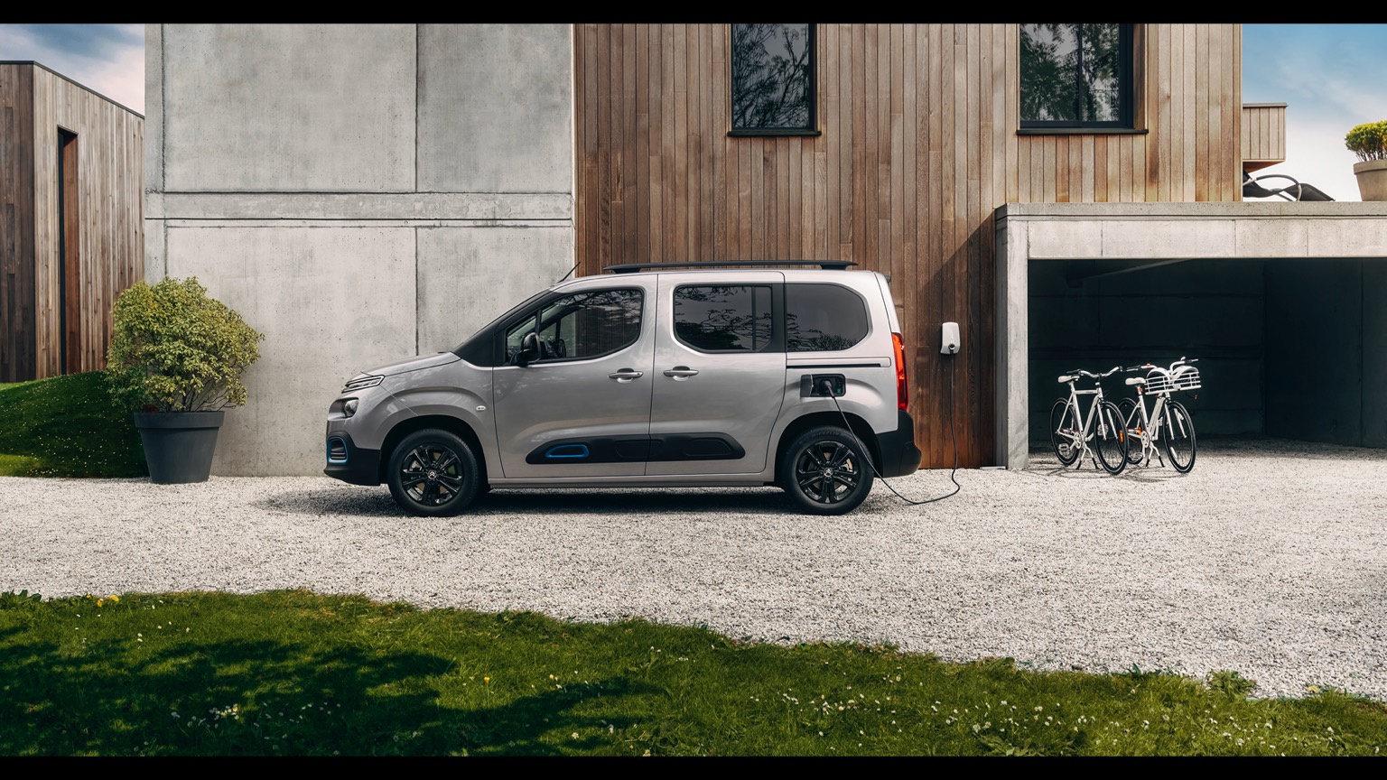 Citroen_e-Berlingo-3