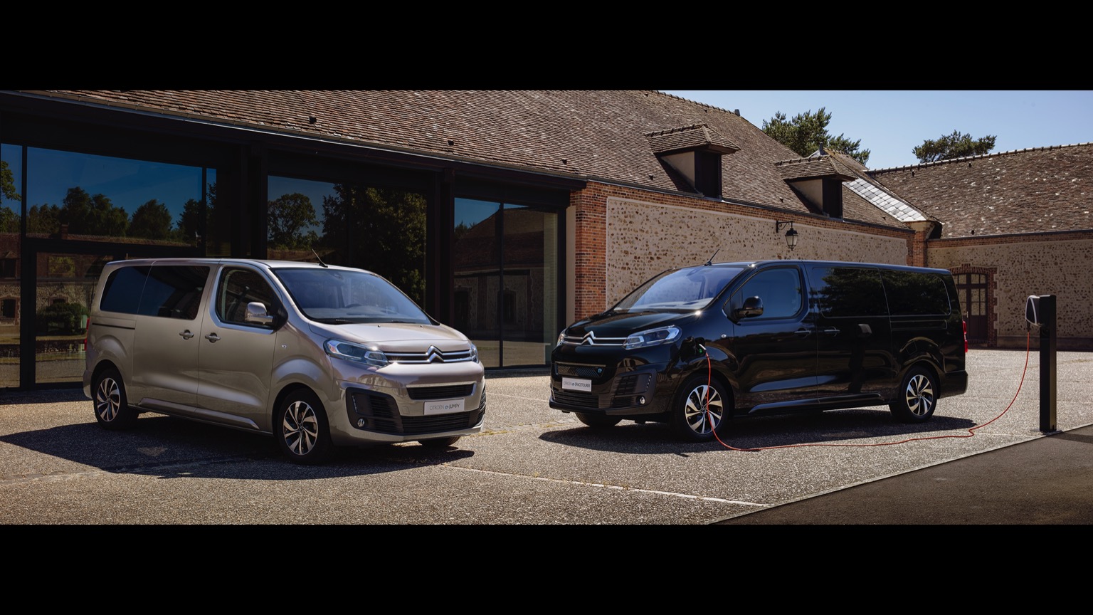 Citroen_e-SpaceTourer-5