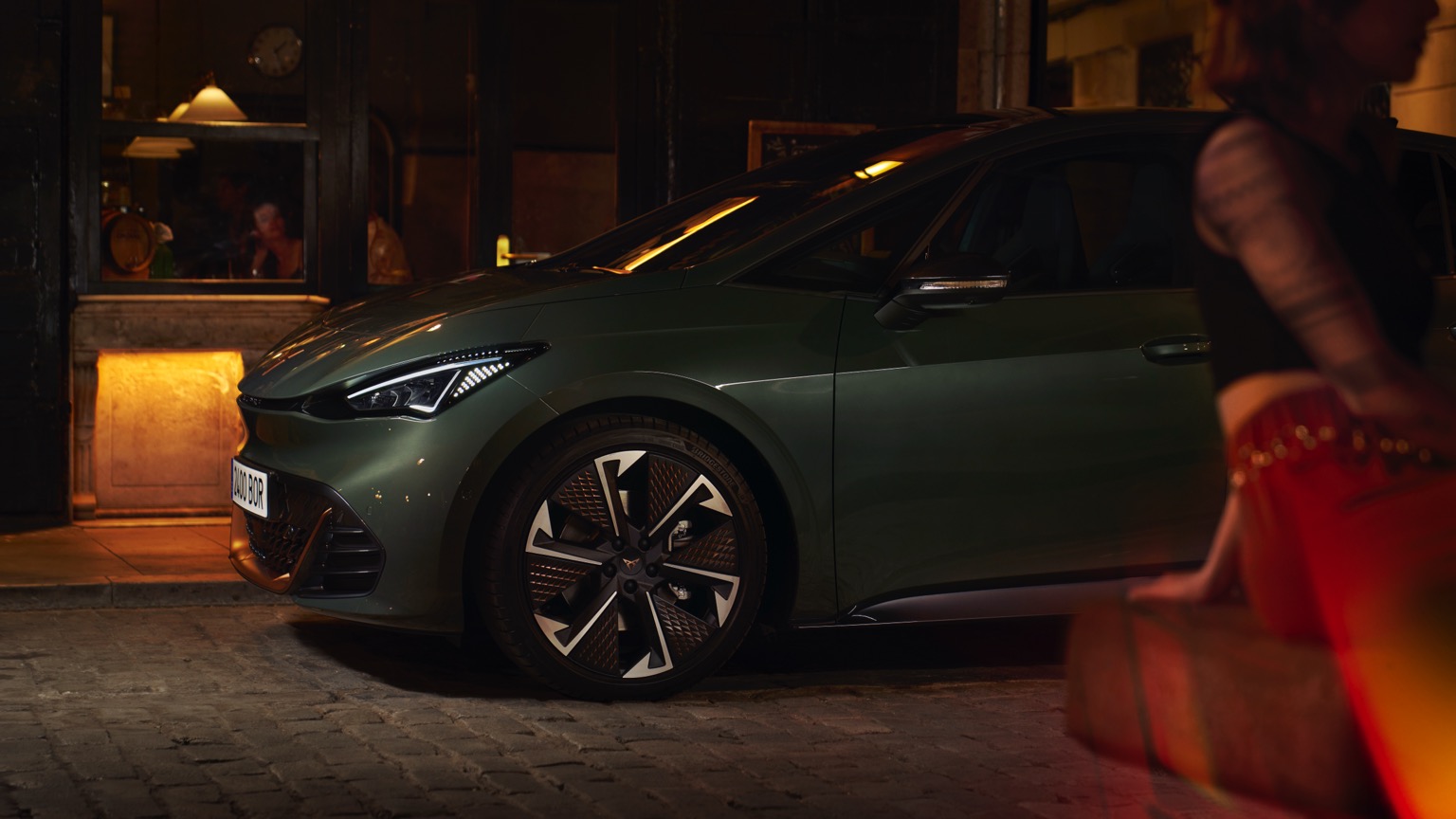 Cupra_el-Born_Veloz-13