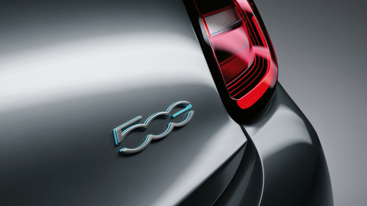 Fiat_500e_Convertible_2020-20