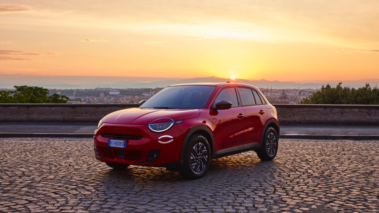 Fiat_600e-14