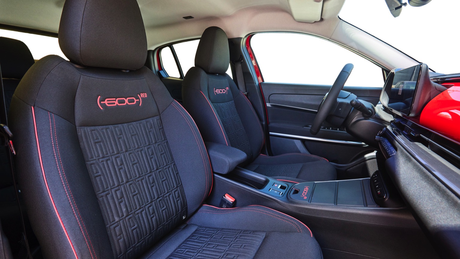 Fiat_600e-26