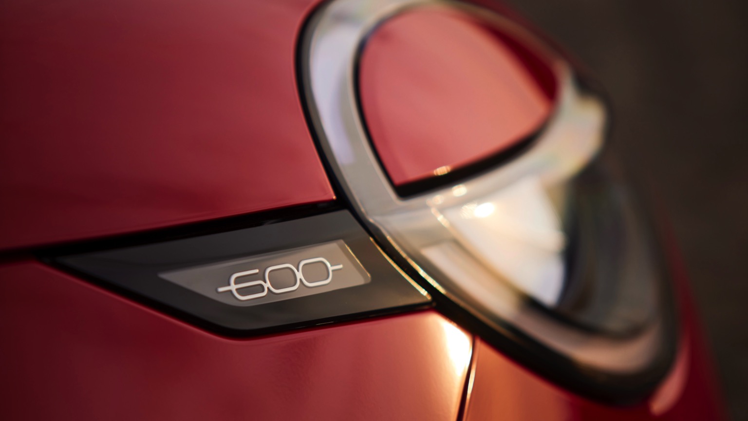 Fiat_600e-32