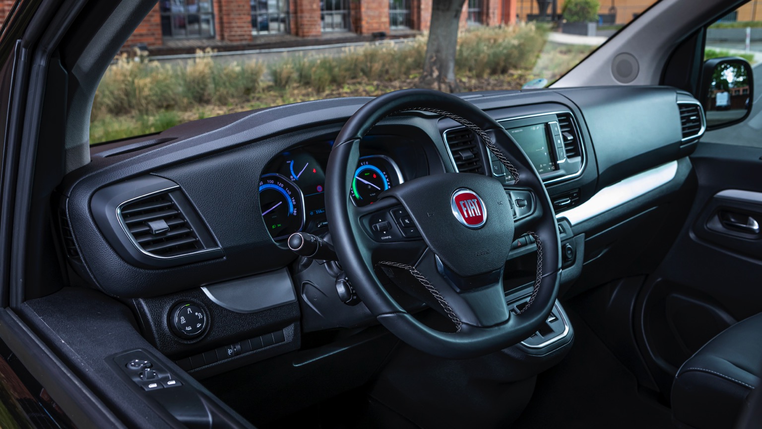 Fiat_E-Ulysse-7