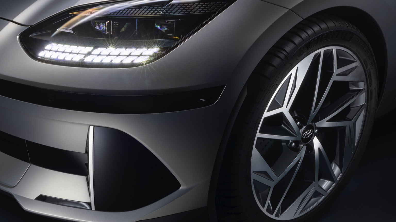 Hyundai_IONIQ6_2022-13