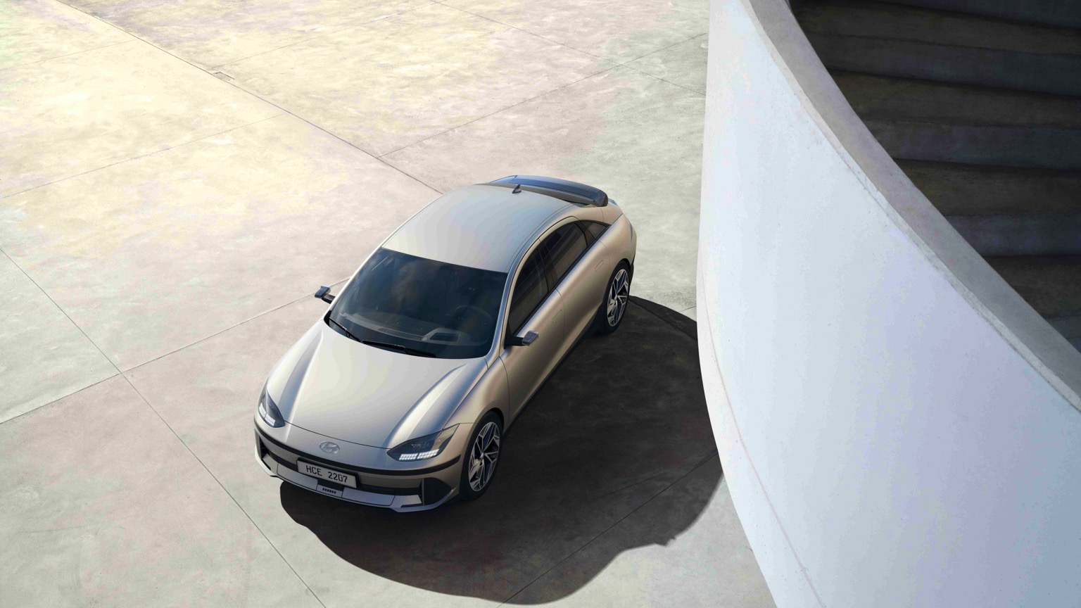 Hyundai_IONIQ6_2022-2
