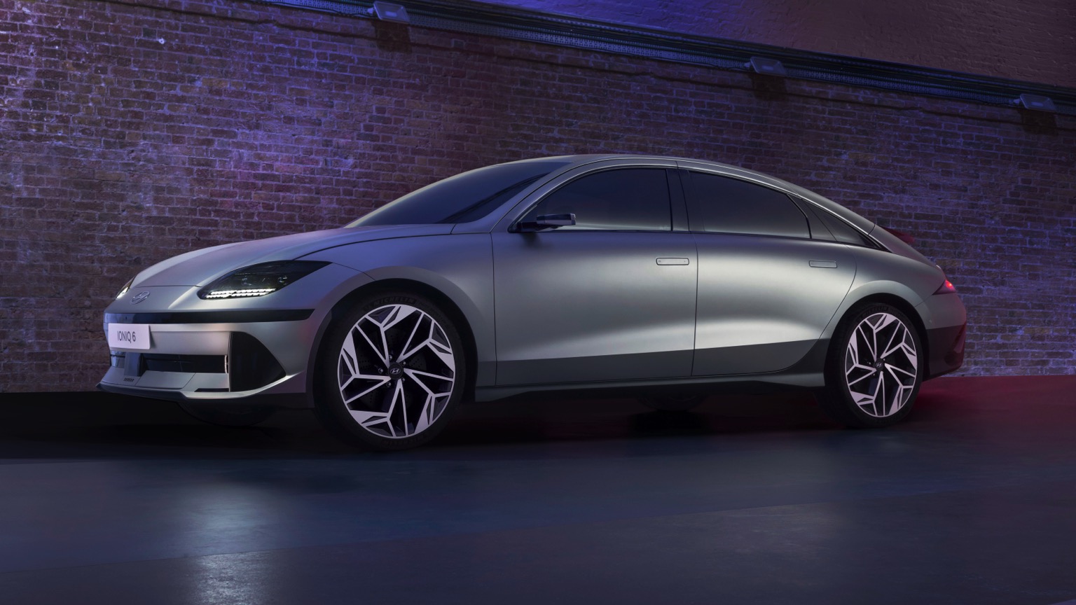 Hyundai_IONIQ6_2022-5