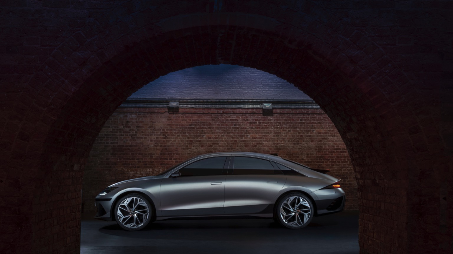 Hyundai_IONIQ6_2022-7