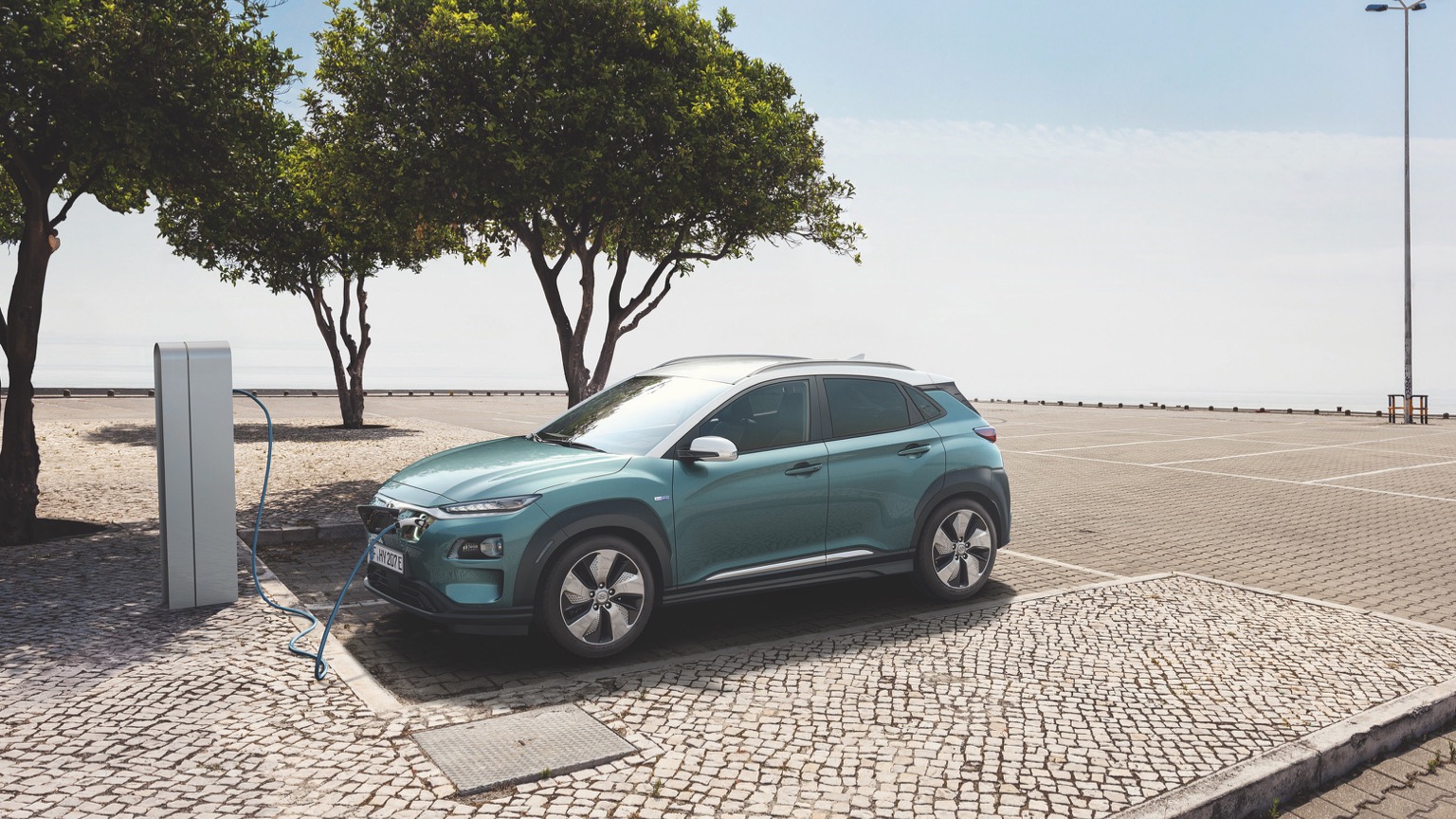 Hyundai_Kona_Electric-1