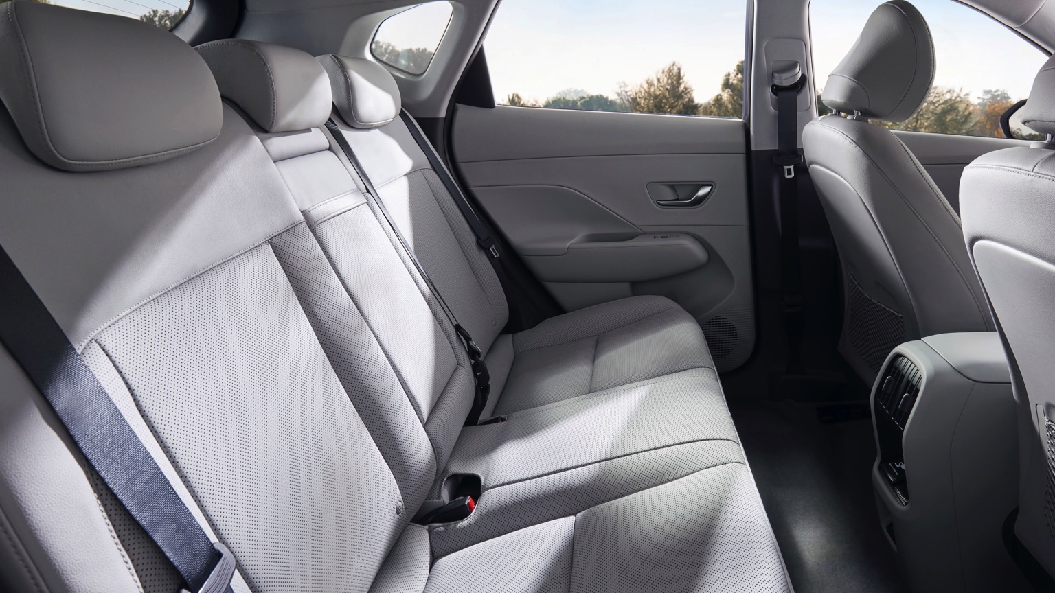 Hyundai_Kona_Electric_2024-10