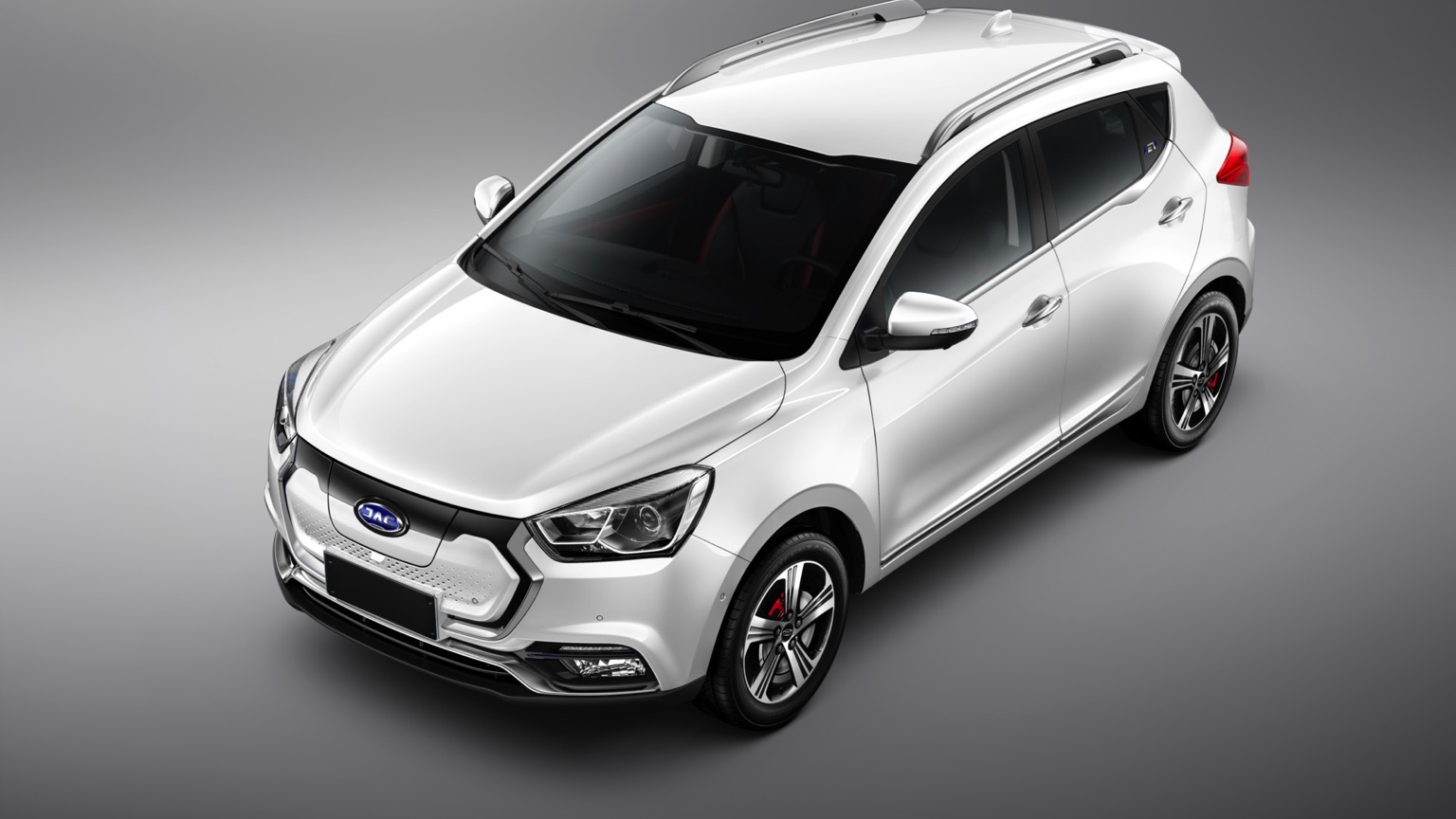 JAC_iEV7s-3