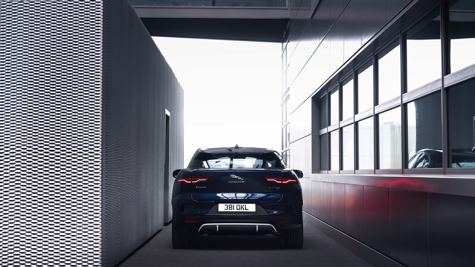 Jaguar_I-Pace-2021-20