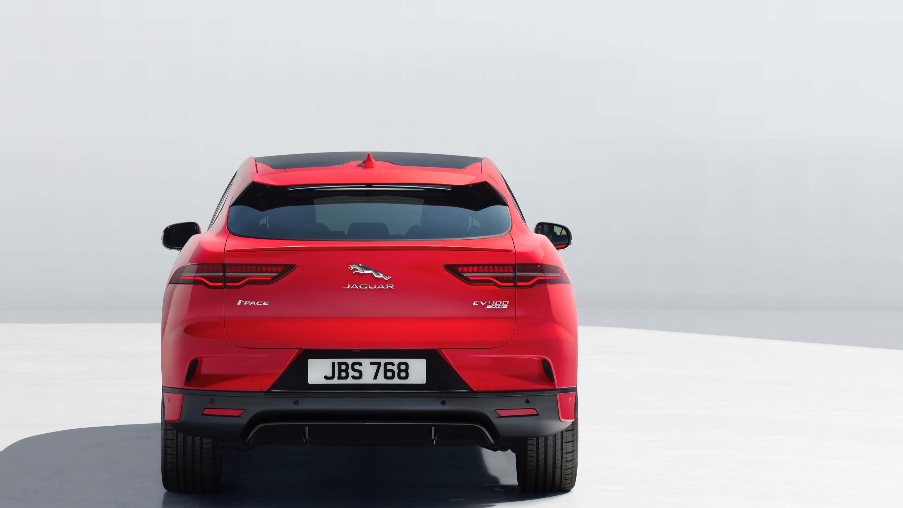 Jaguar_I-Pace-25