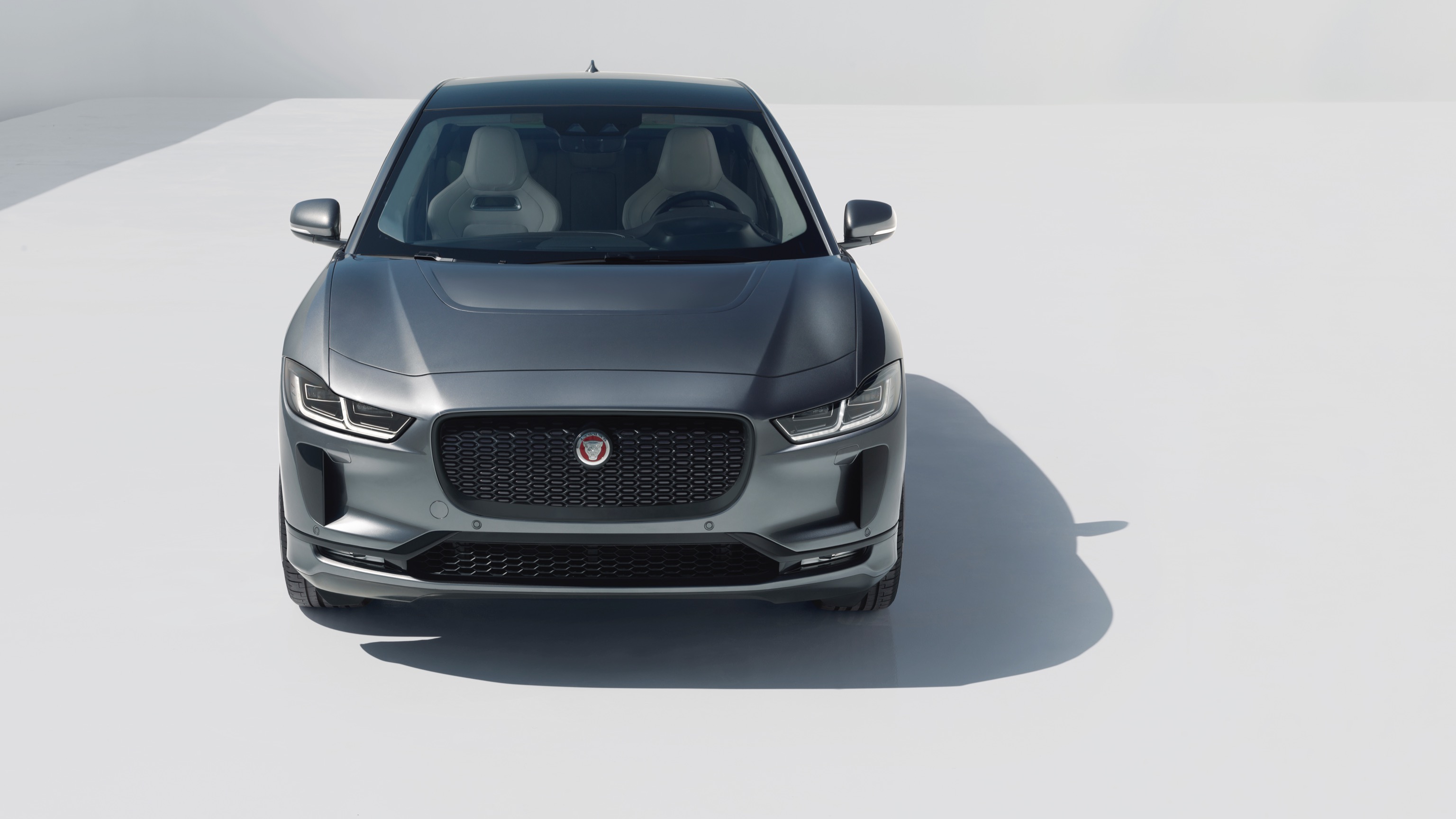 Jaguar_I-Pace-26
