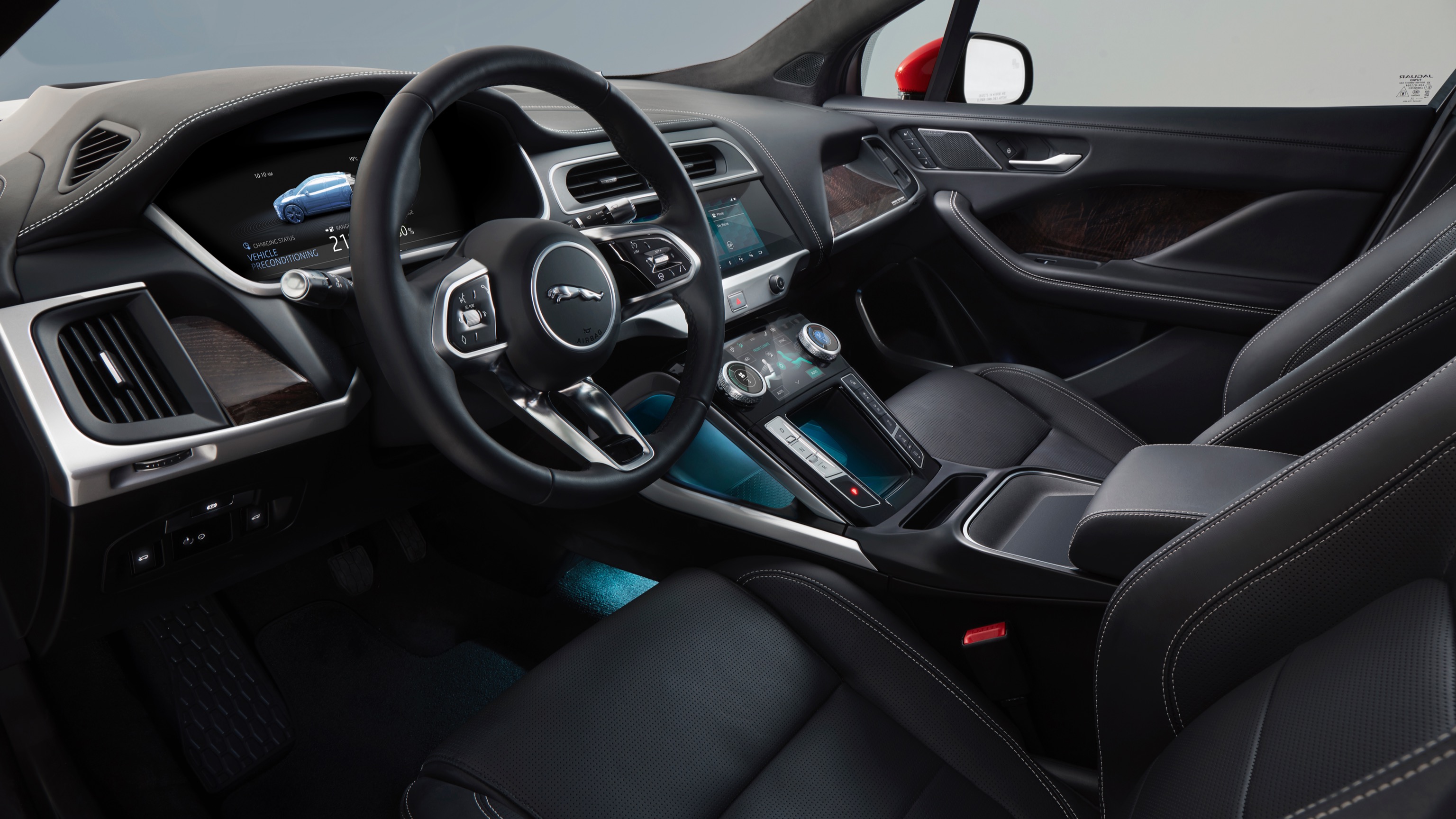 Jaguar_I-Pace-29