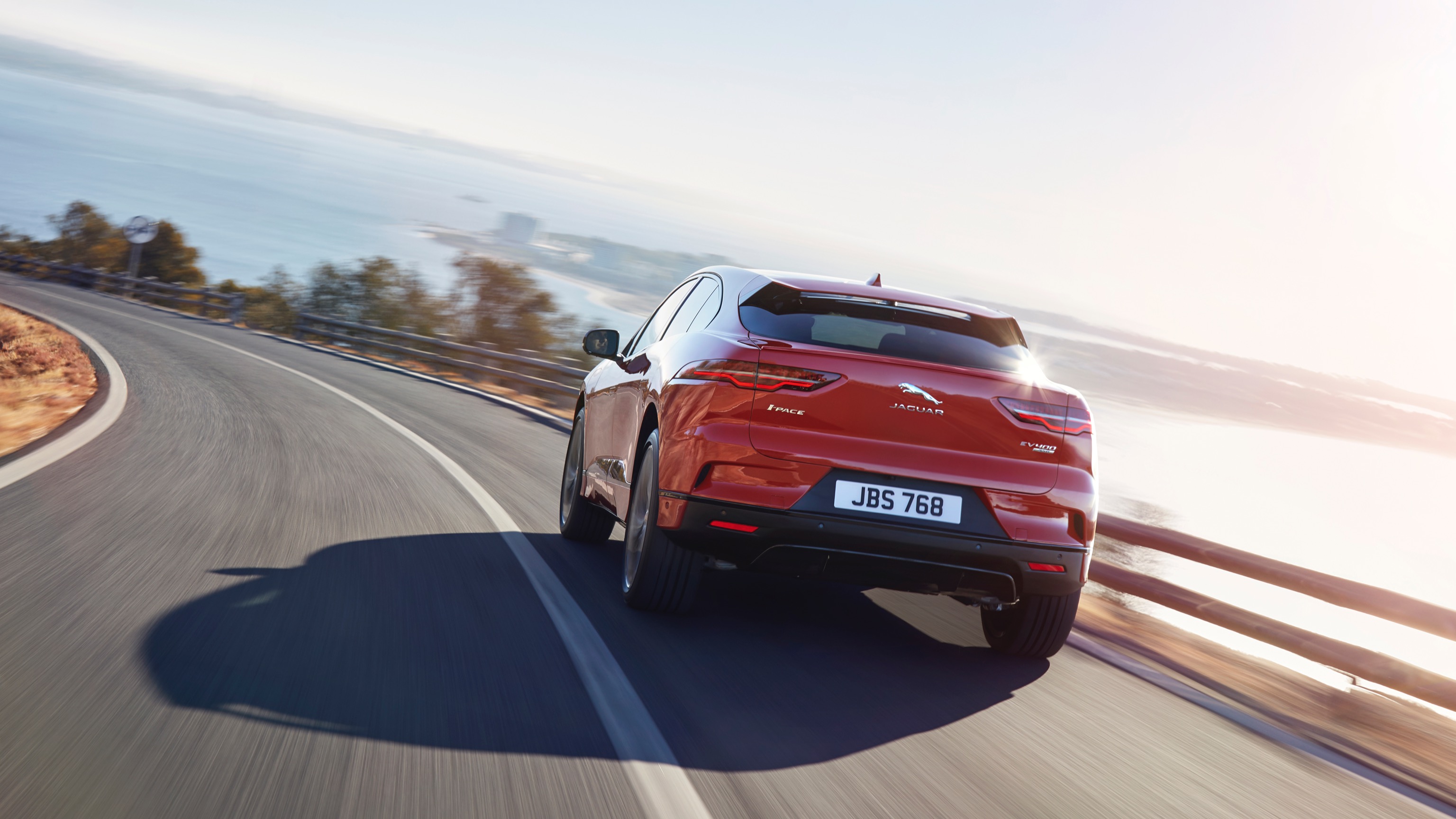 Jaguar_I-Pace-3