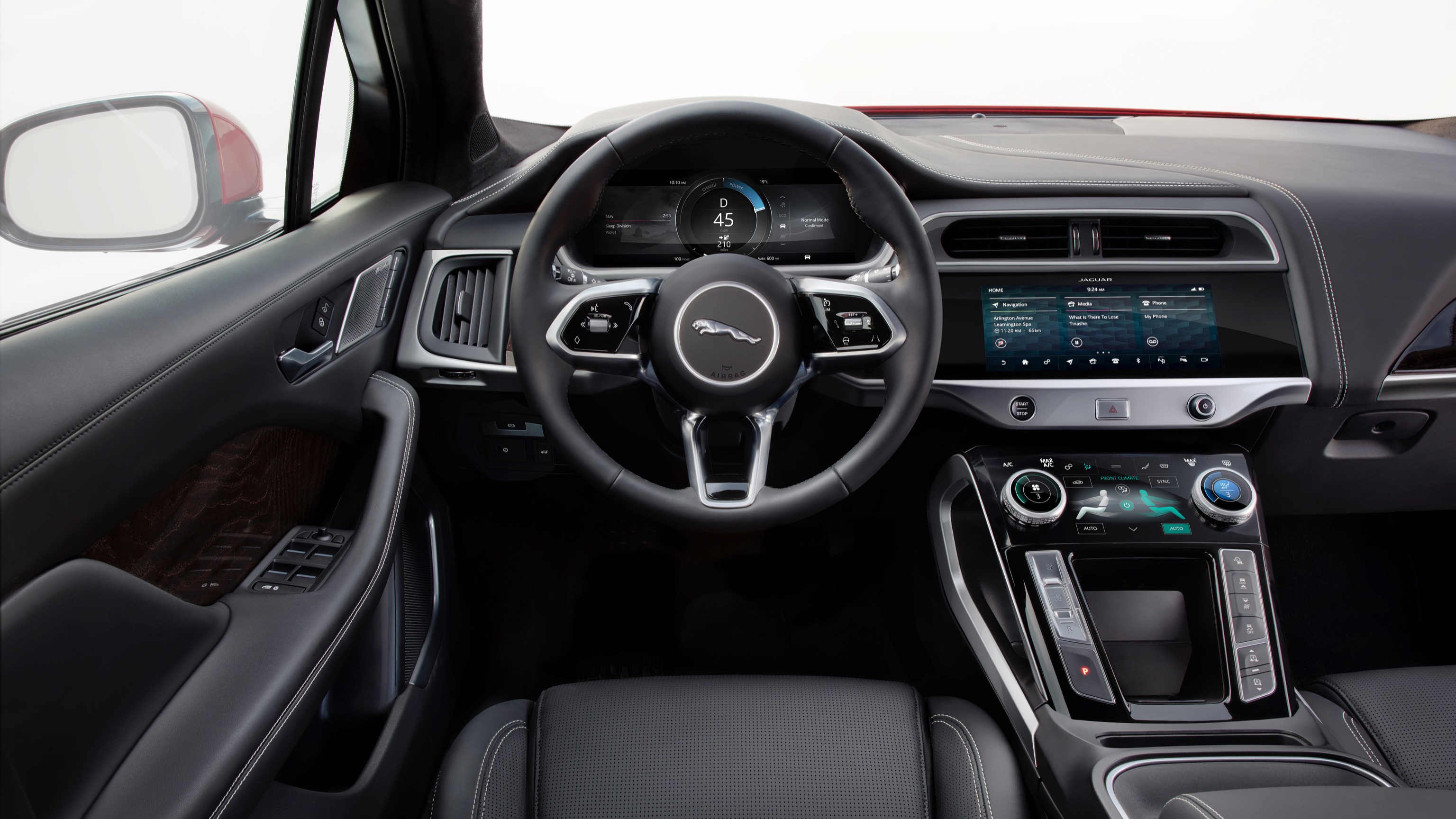 Jaguar_I-Pace-30