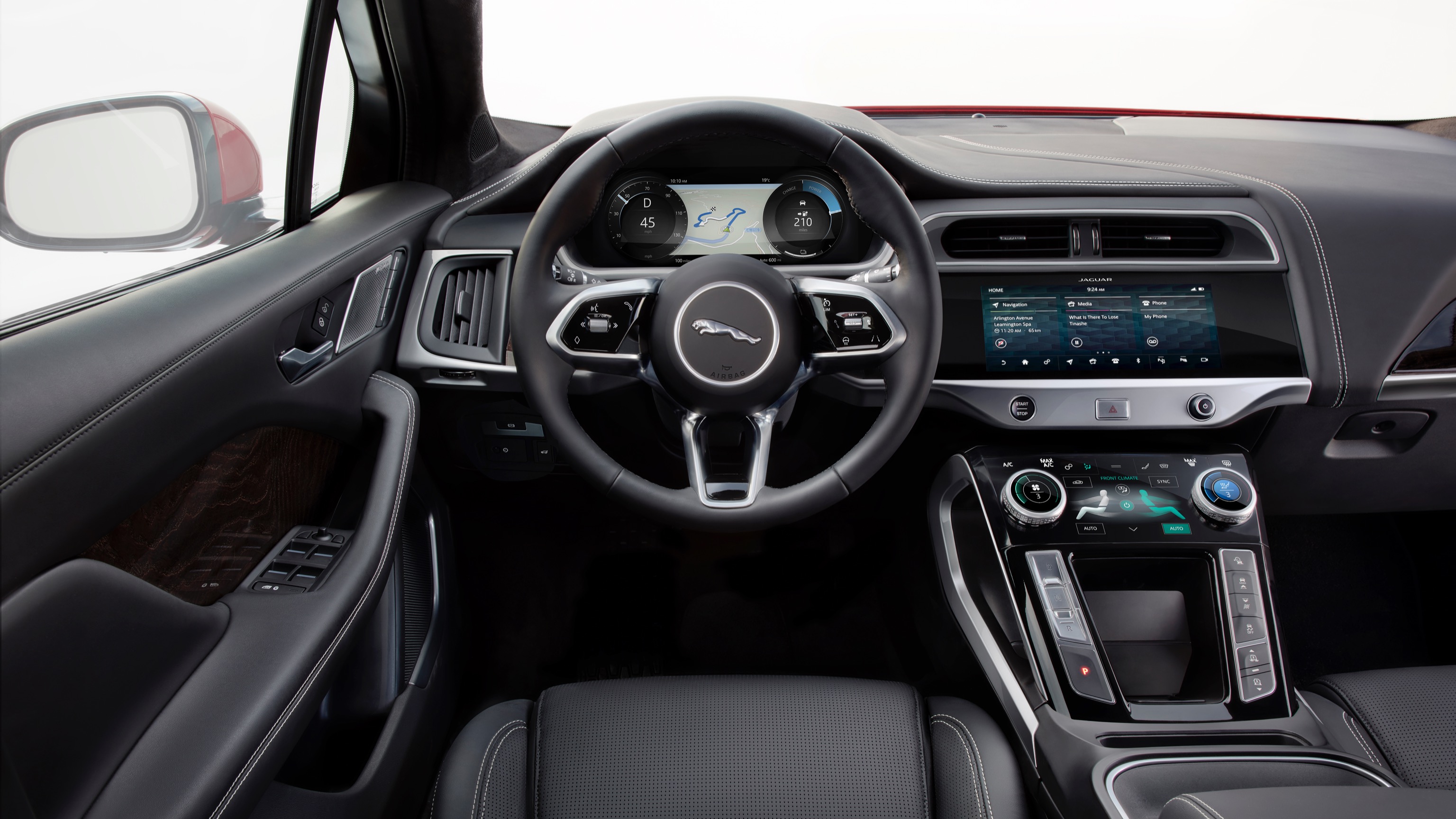 Jaguar_I-Pace-31