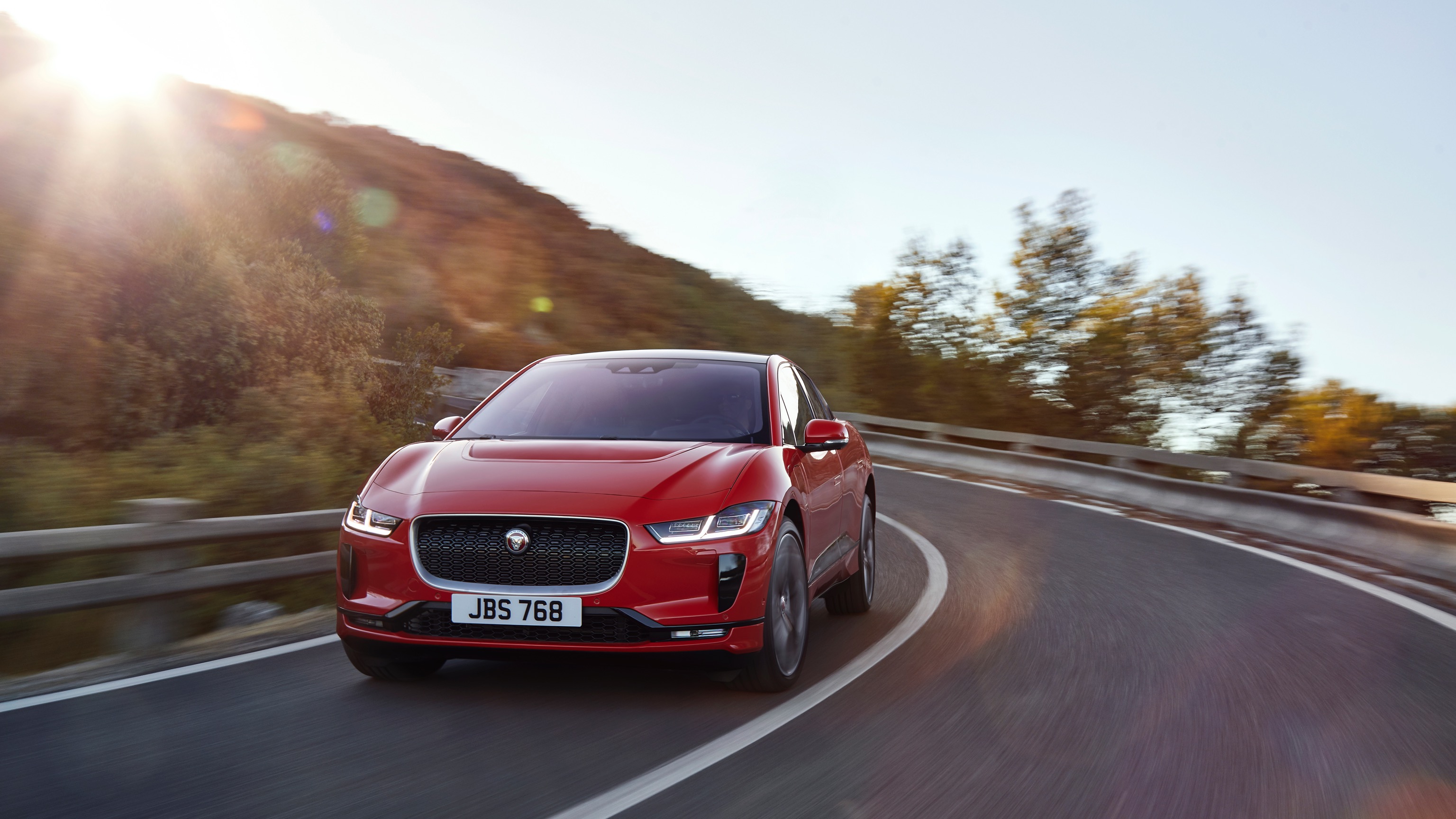 Jaguar_I-Pace-4