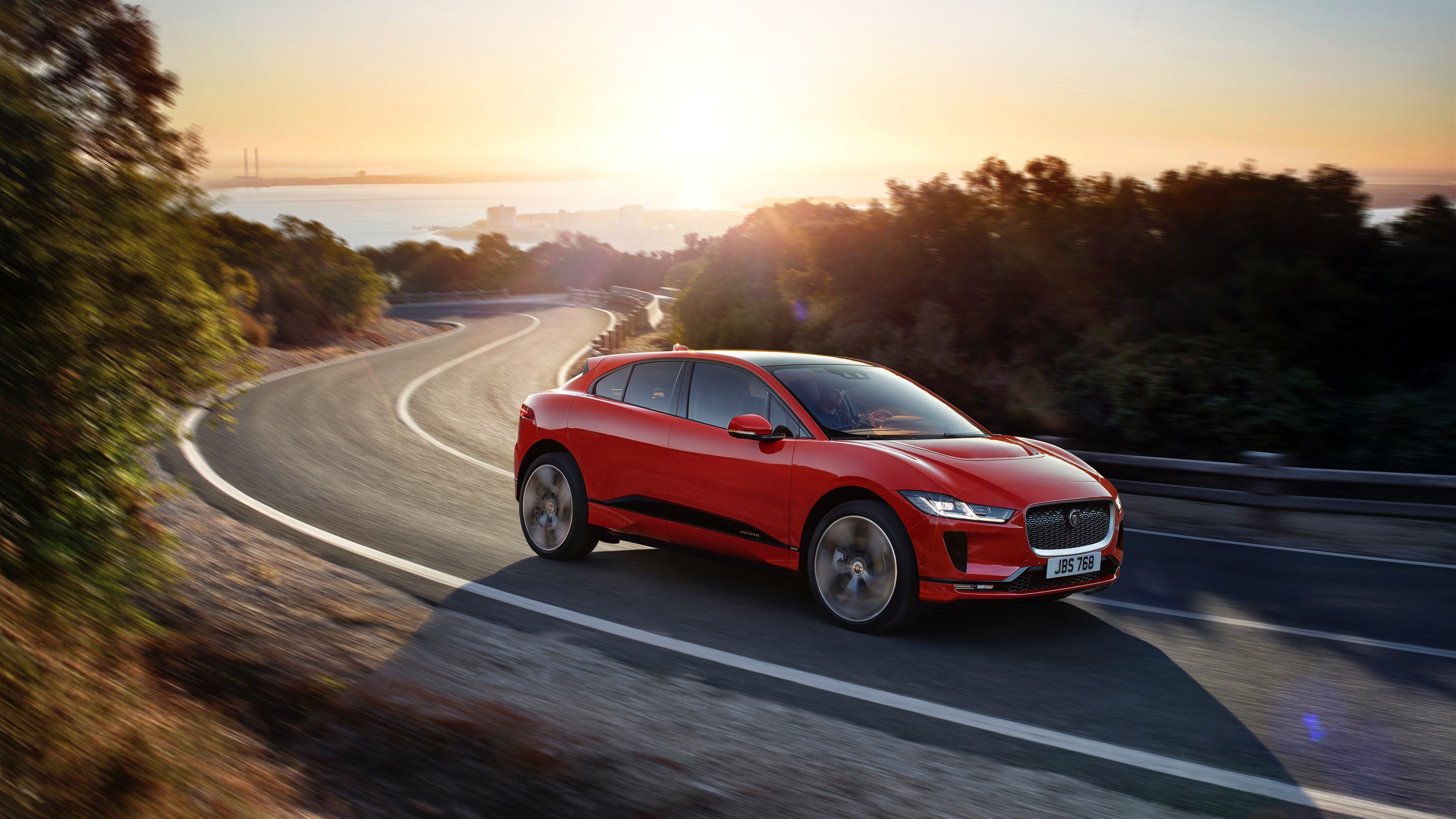 Jaguar_I-Pace-5