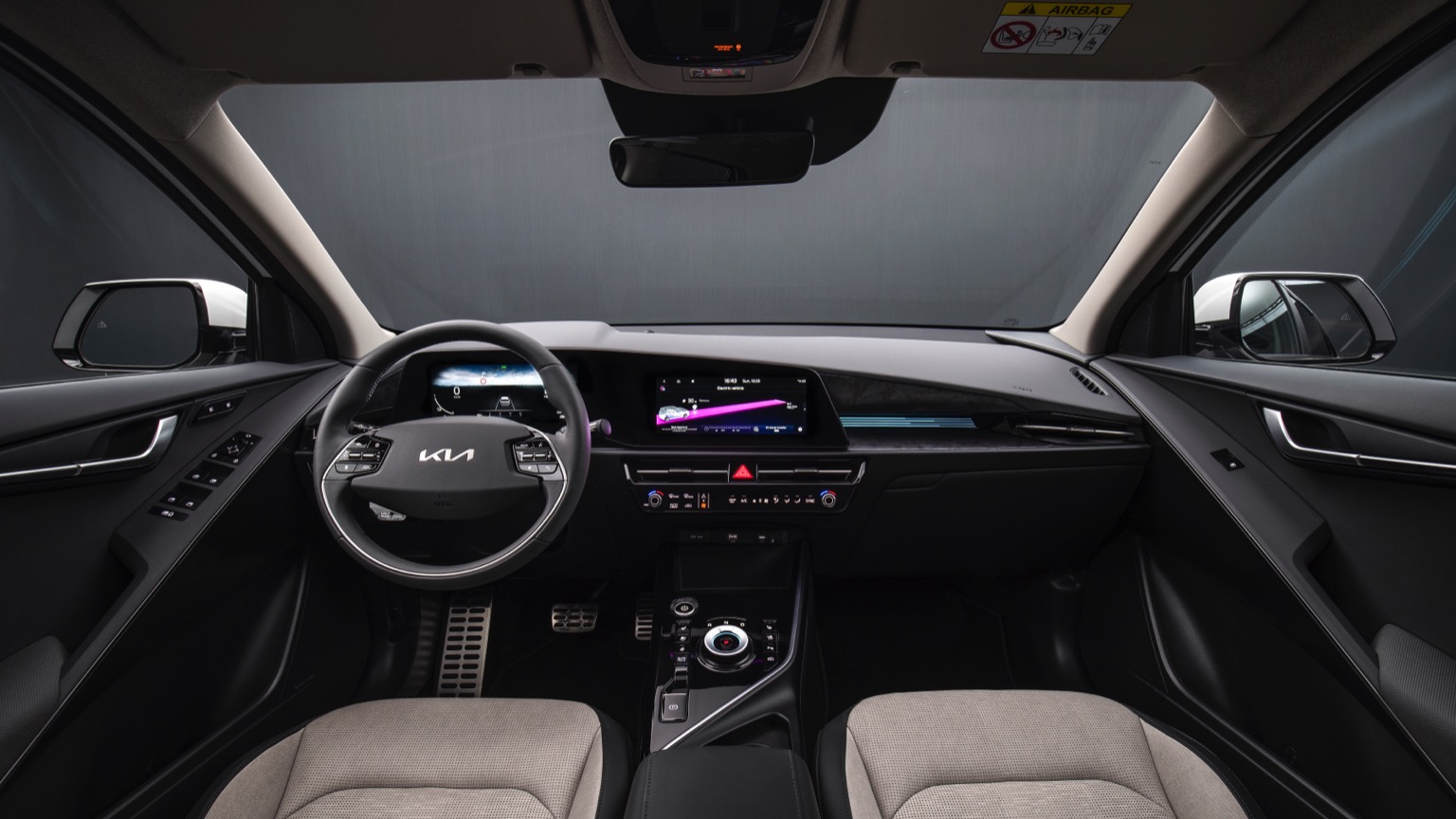 Kia-NiroEV-2022-10