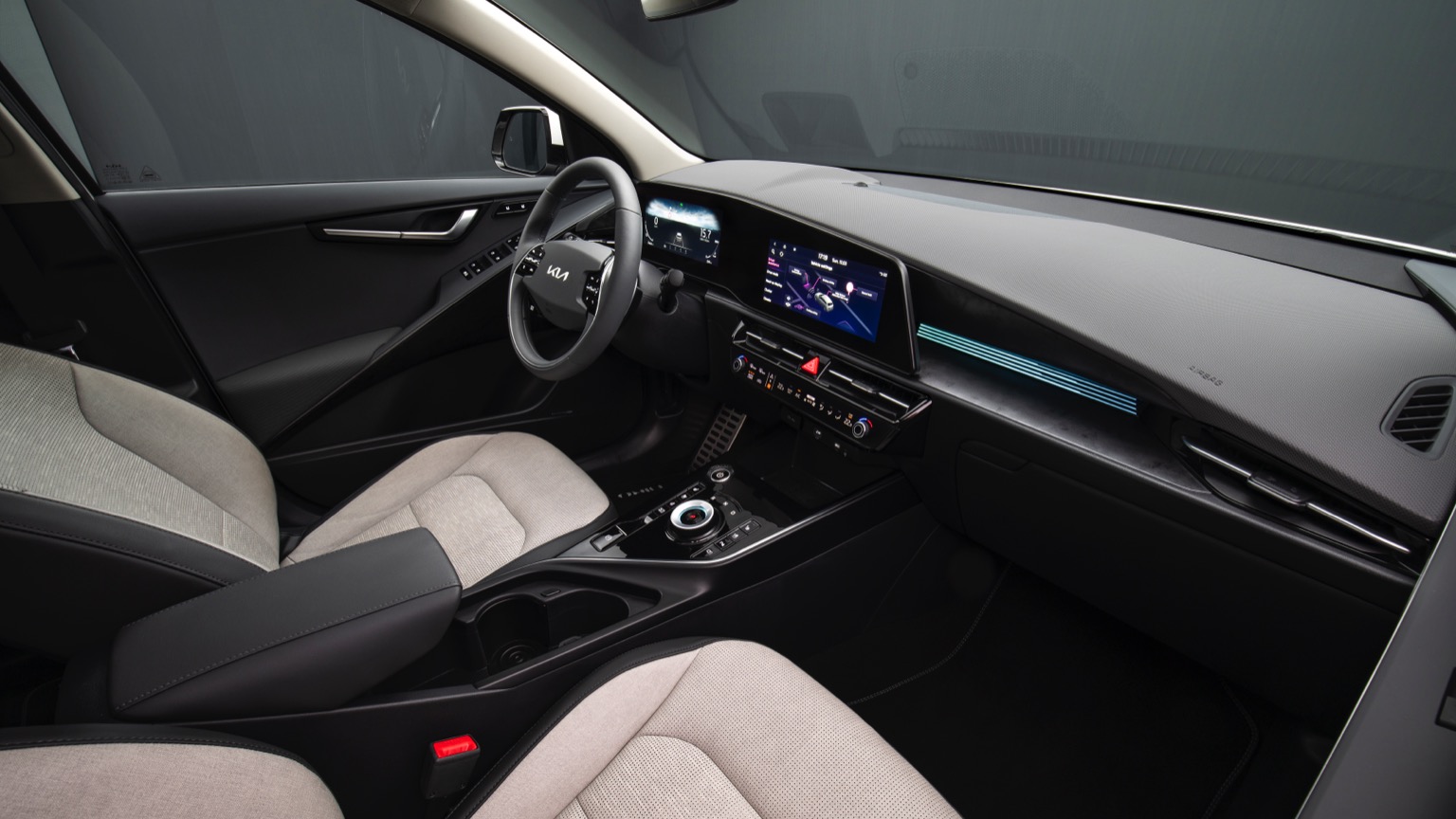 Kia-NiroEV-2022-12