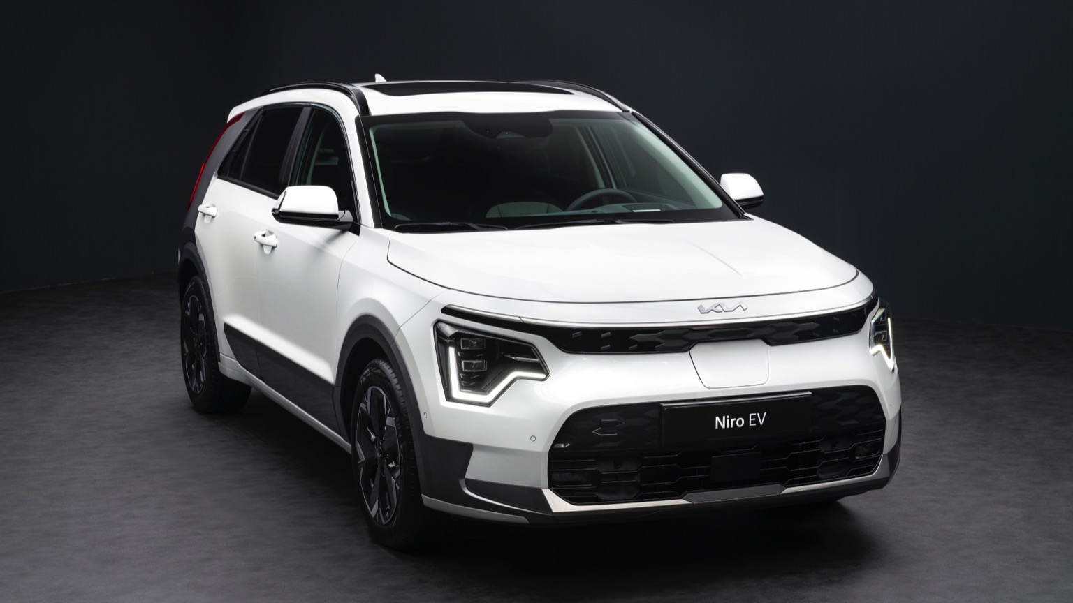 Kia-NiroEV-2022-4