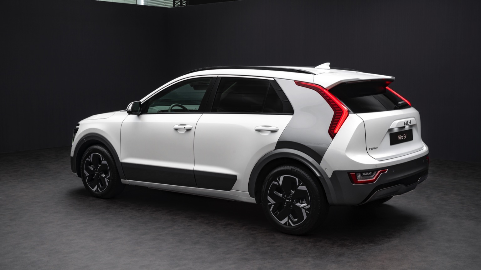 Kia-NiroEV-2022-7