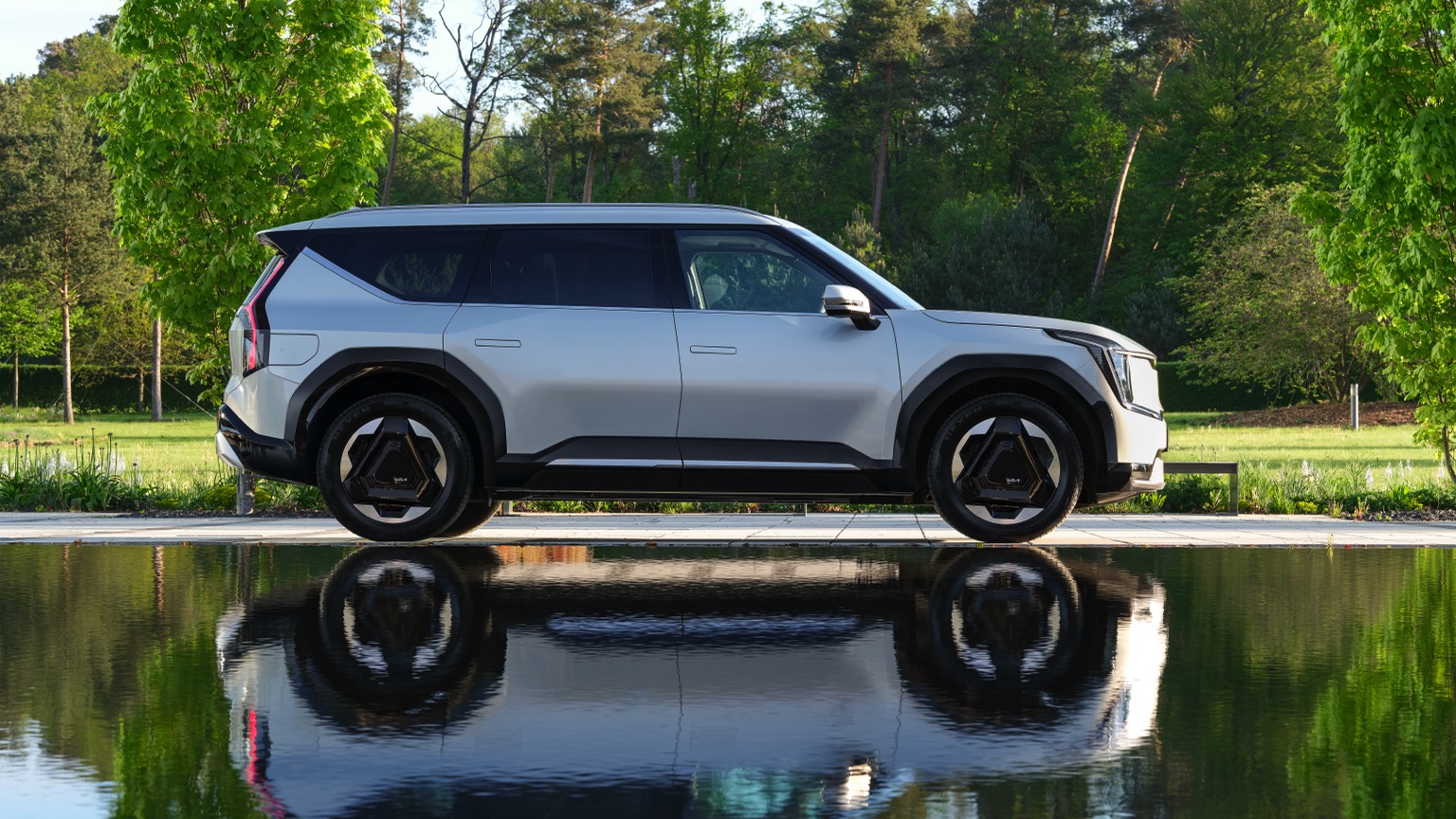 Kia_EV9_2023-5
