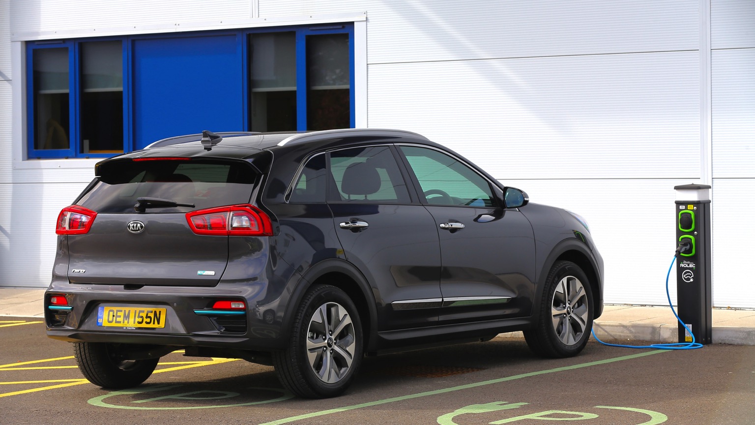Kia_e-Niro-9