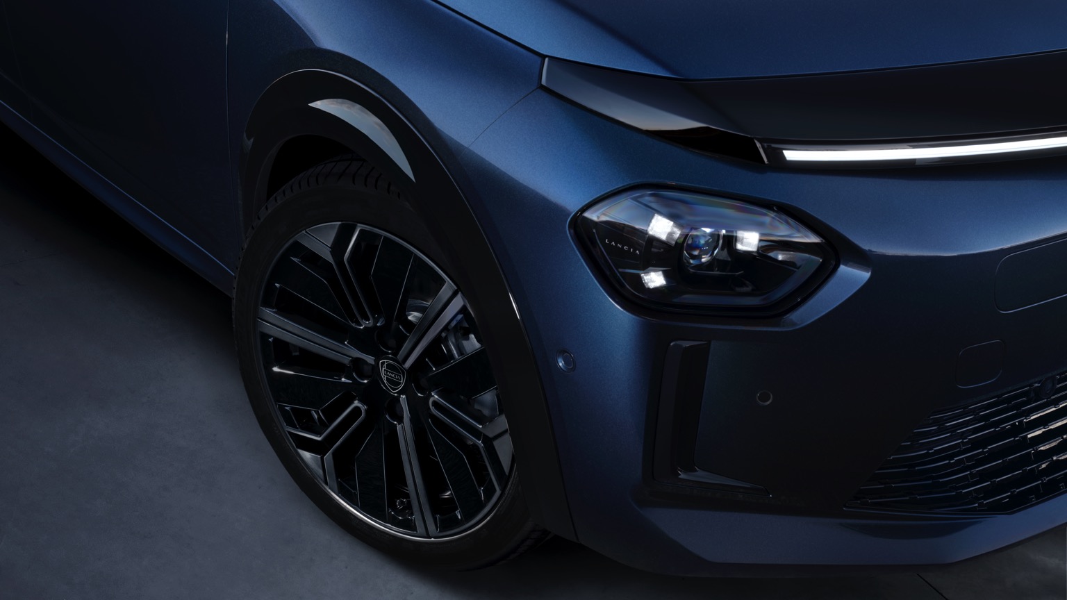 Lancia_Ypsilon-25