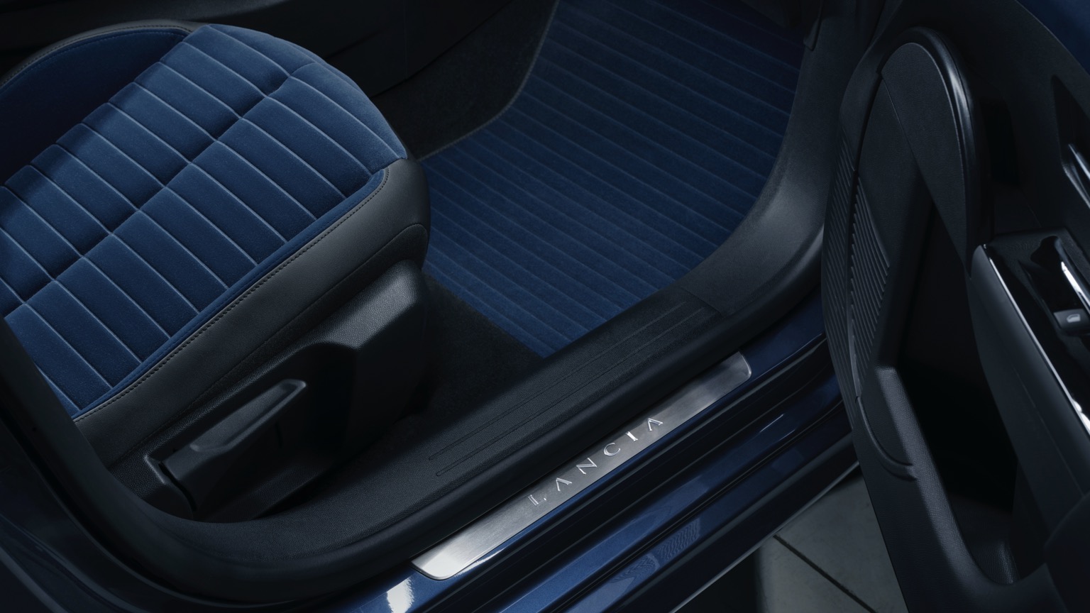 Lancia_Ypsilon-29