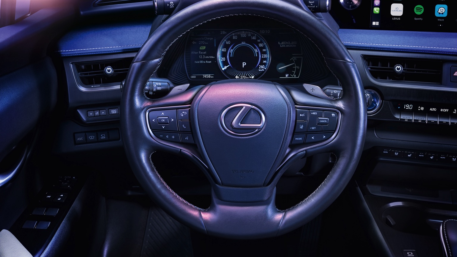 Lexus_UX_300e_Electric_2020-14