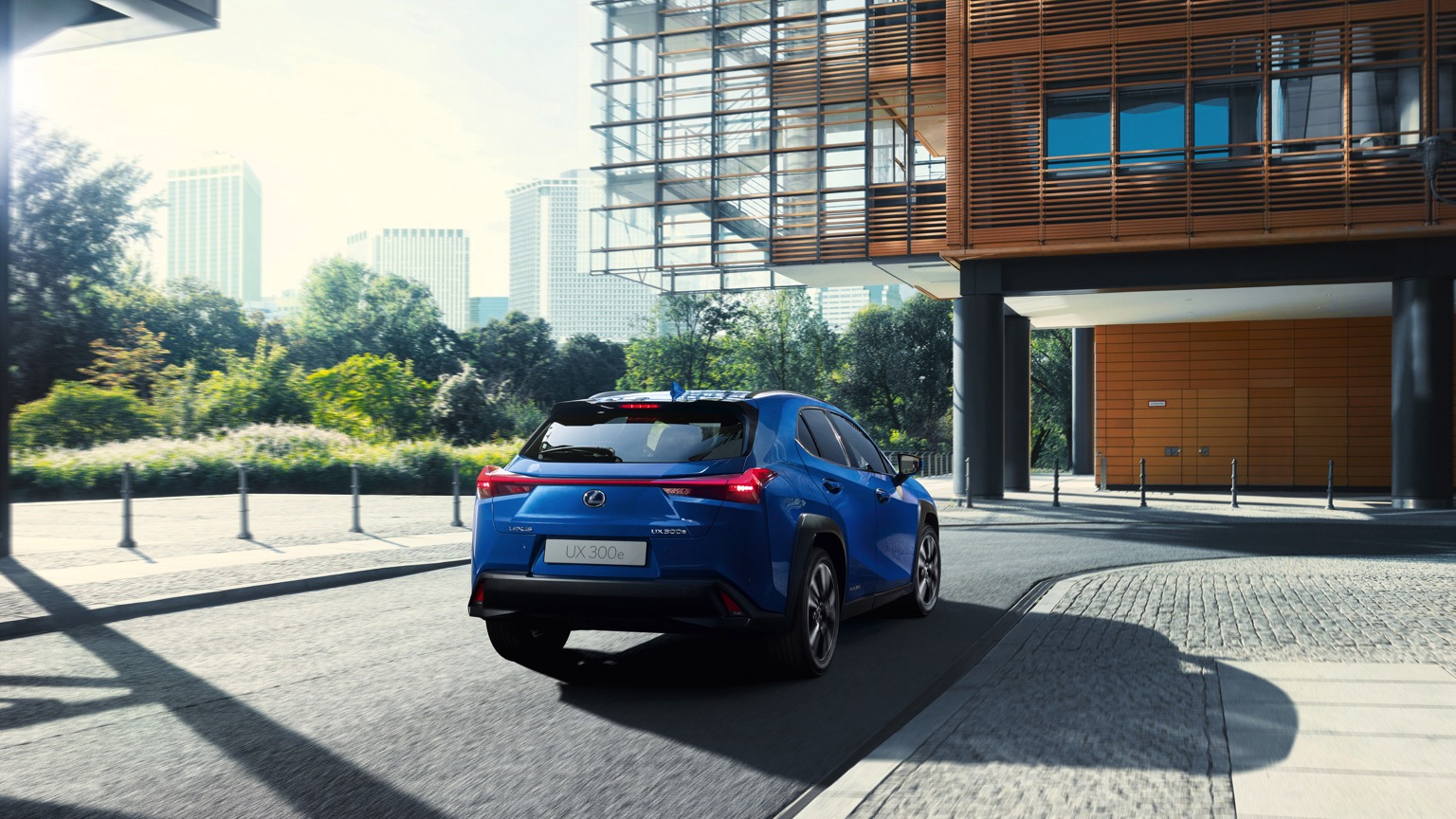 Lexus_UX_300e_Electric_2020-6