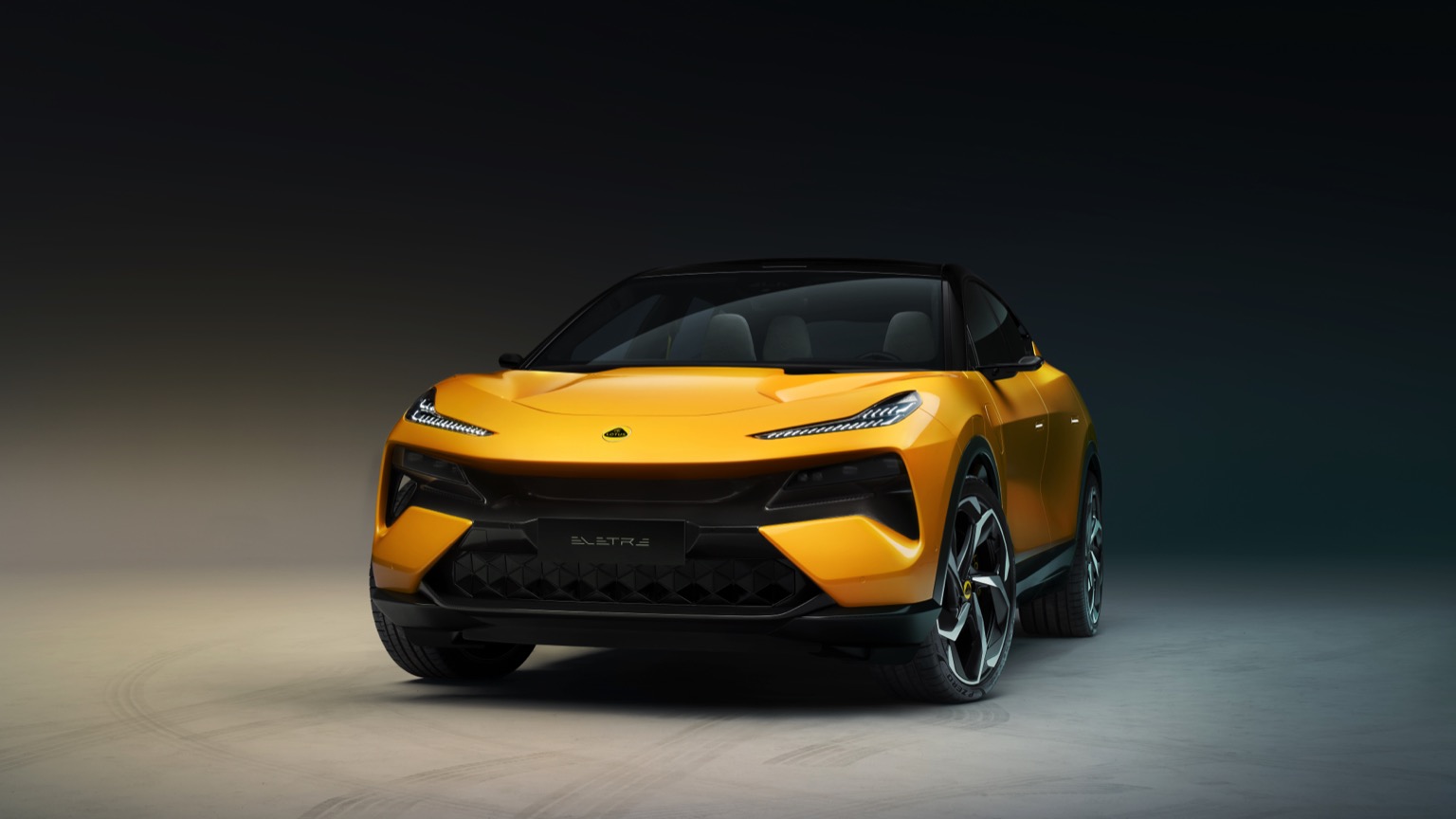 Lotus_Eletre-3