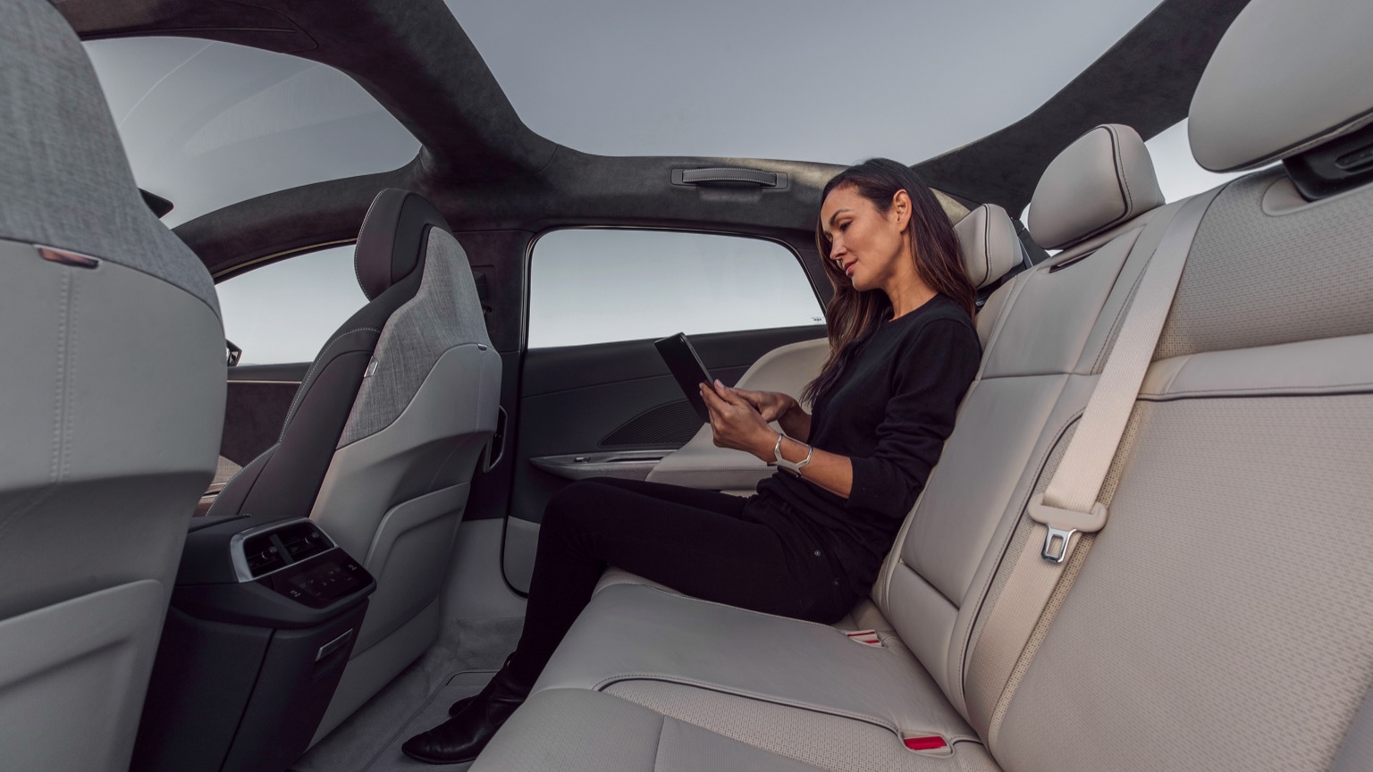 Lucid_Air-16