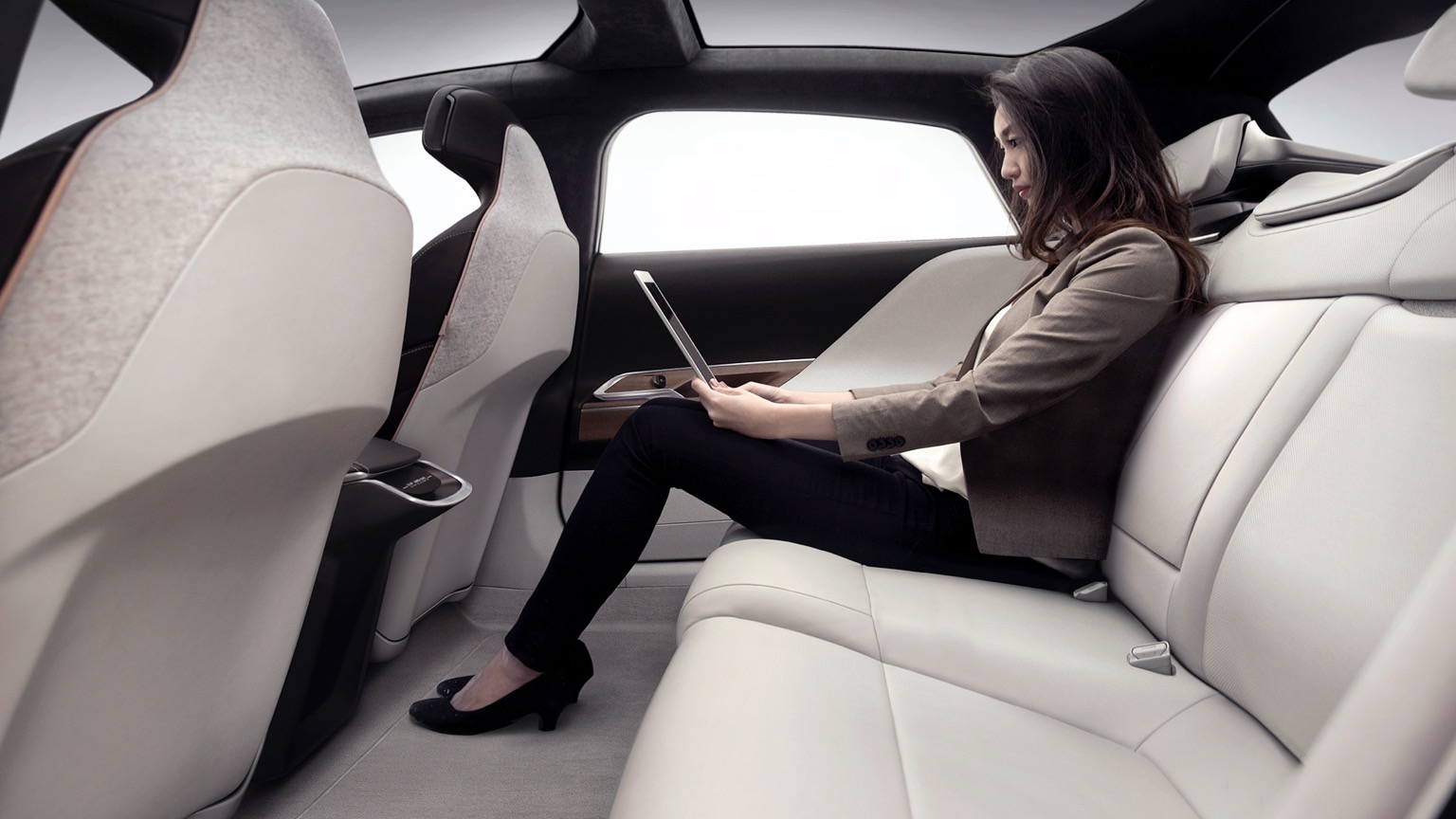 Lucid_Air-19