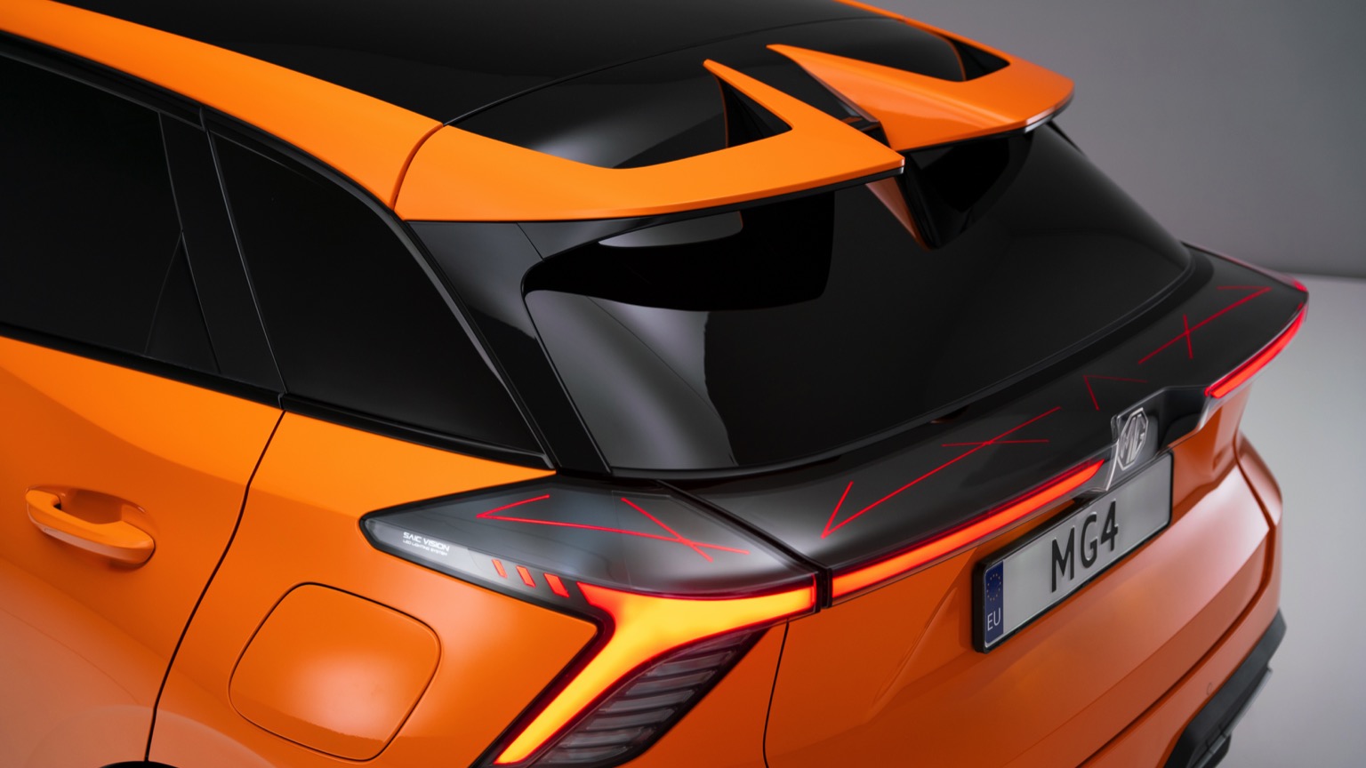 MG_MG4_Electric_2022-22