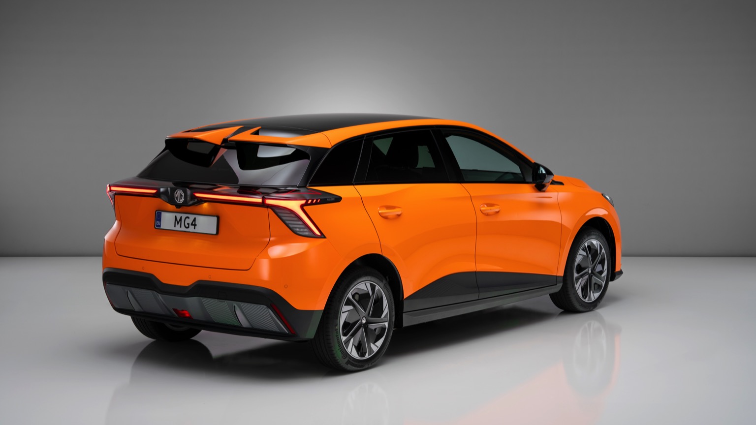 MG_MG4_Electric_2022-3