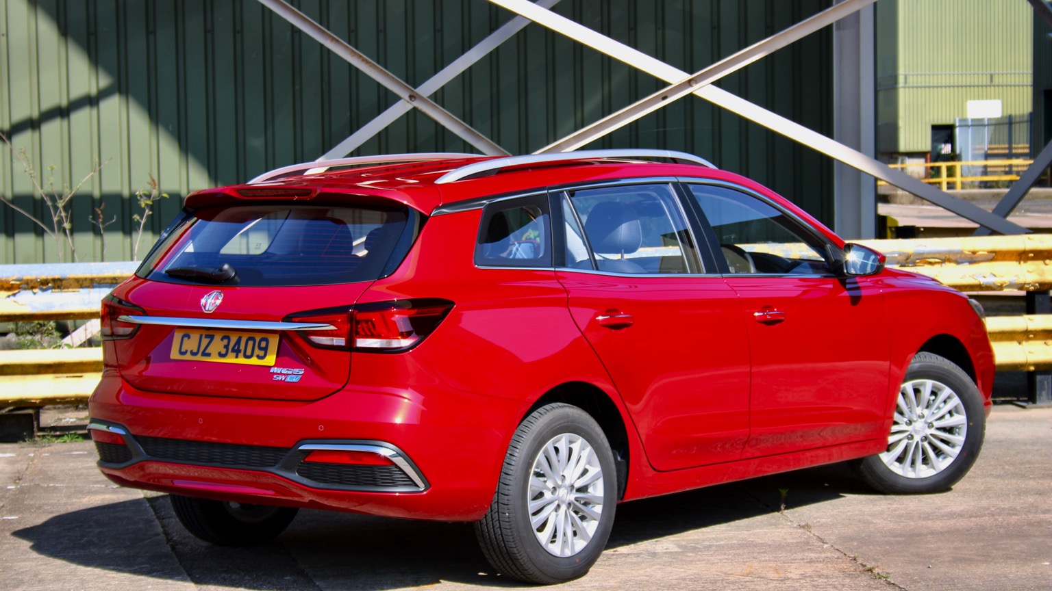 MG_MG5_EV-2