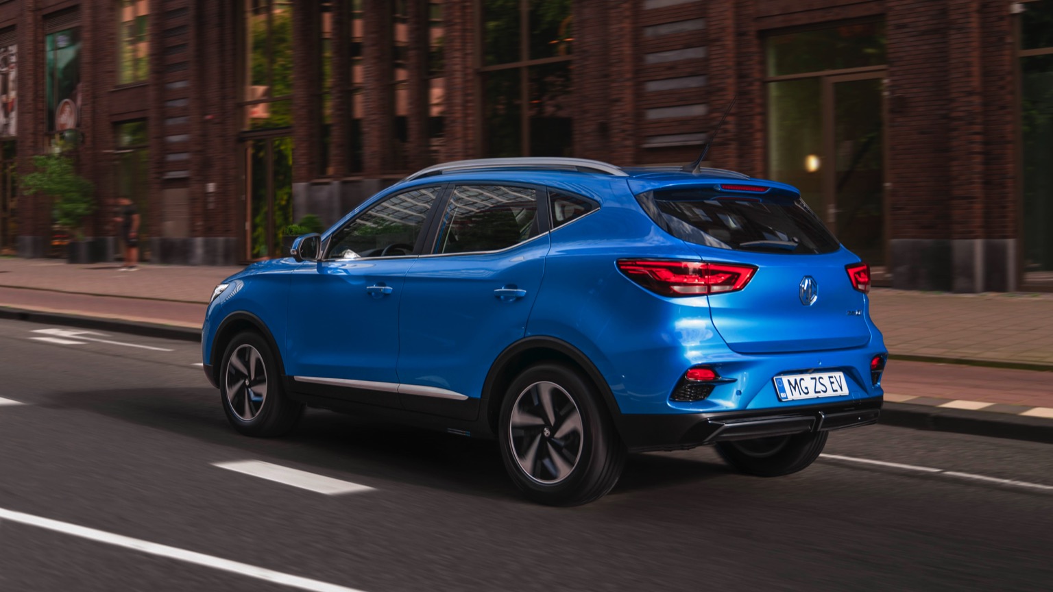 MG_ZS_EV_2022-2