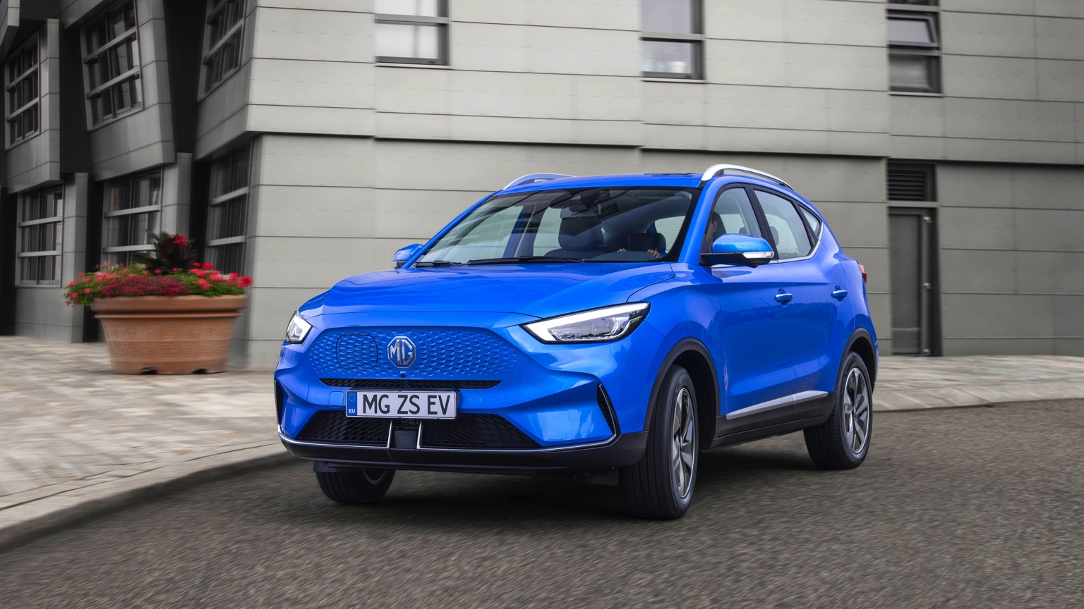 MG_ZS_EV_2022-3