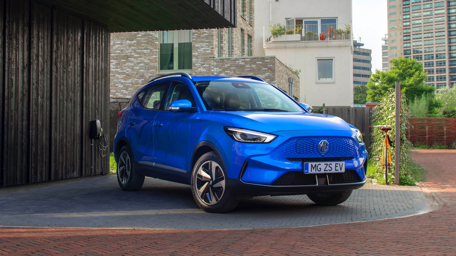 MG_ZS_EV_2022-4