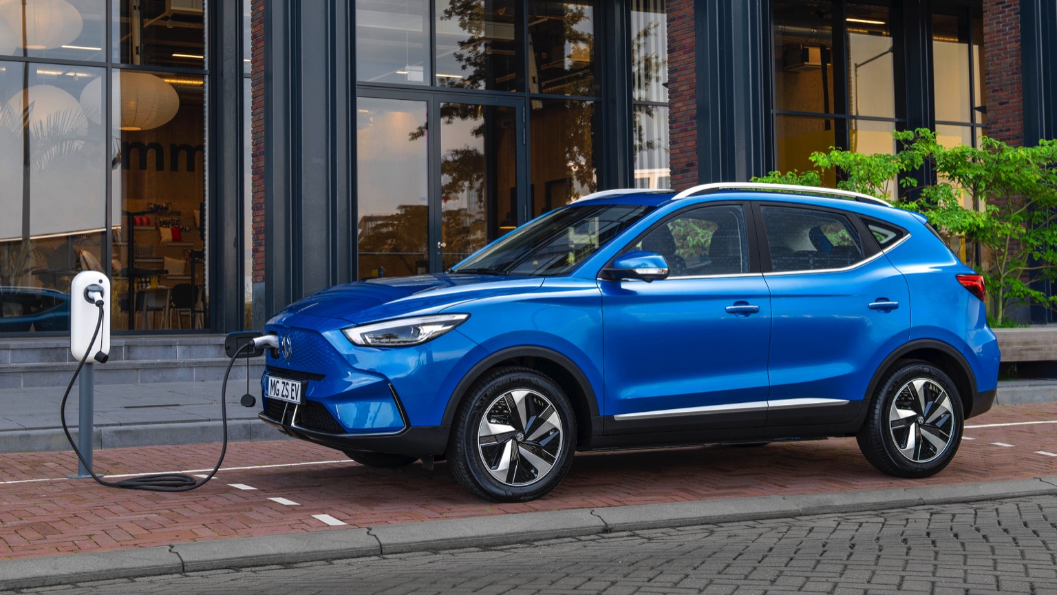 MG_ZS_EV_2022-5