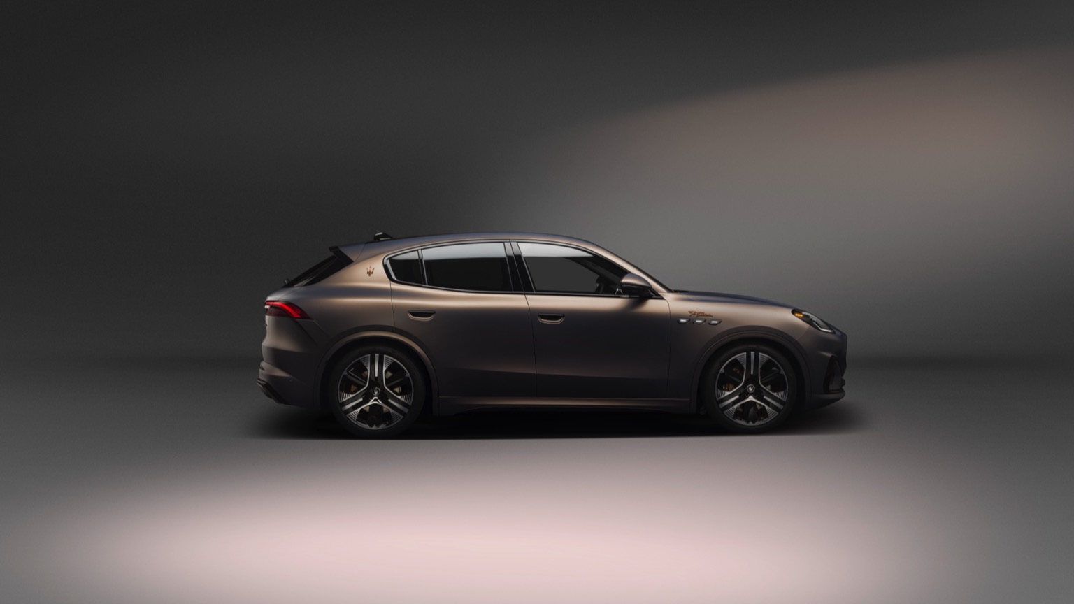 Maserati_Grecale_Folgore-17
