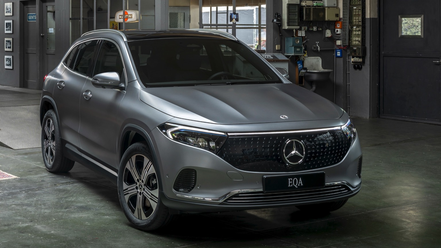 Mercedes_EQA_2024-1